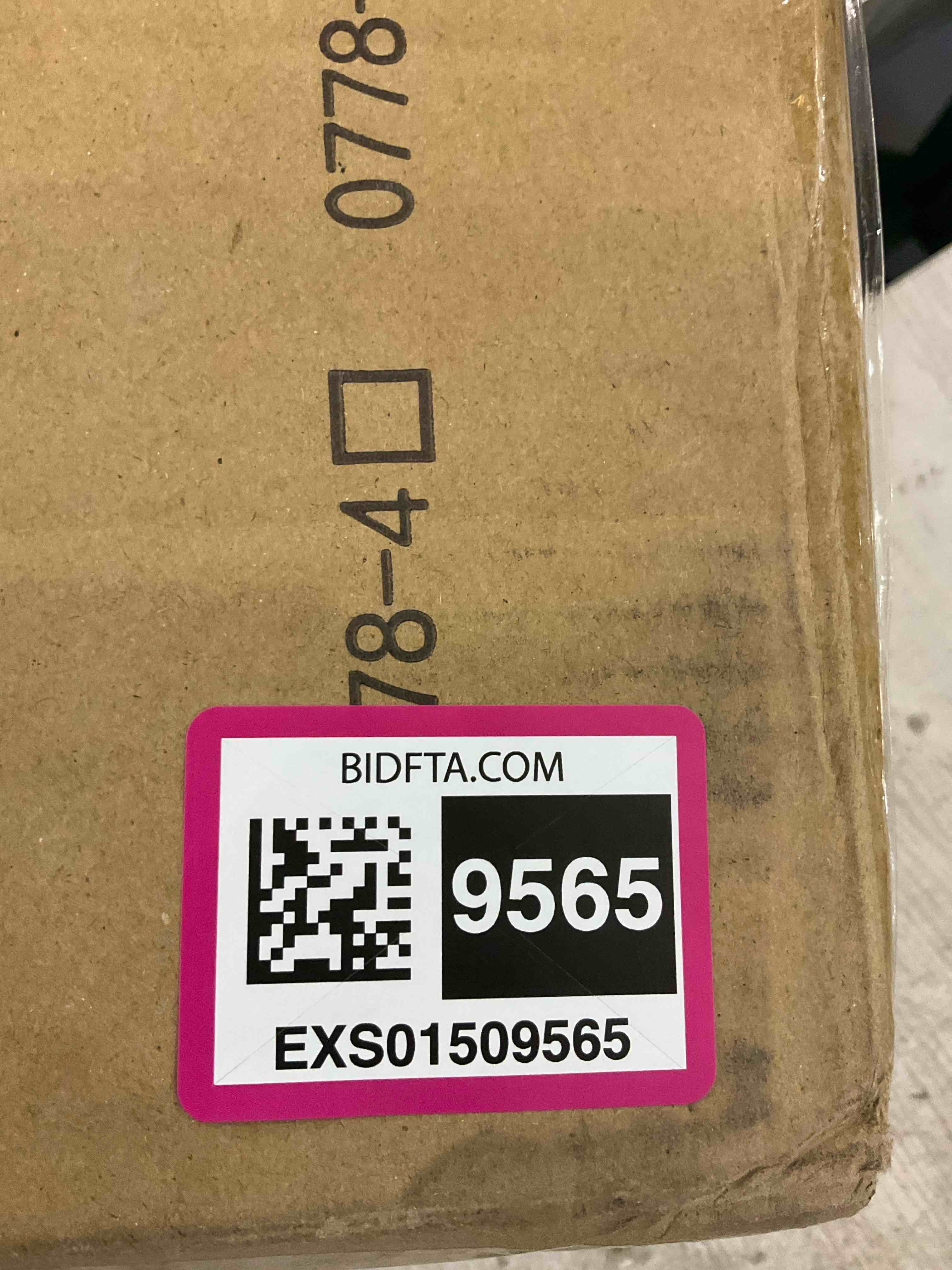 https://s3.amazonaws.com/lotting-images-prod/BargainHunt/EXS01509565_1716898195024.jpeg