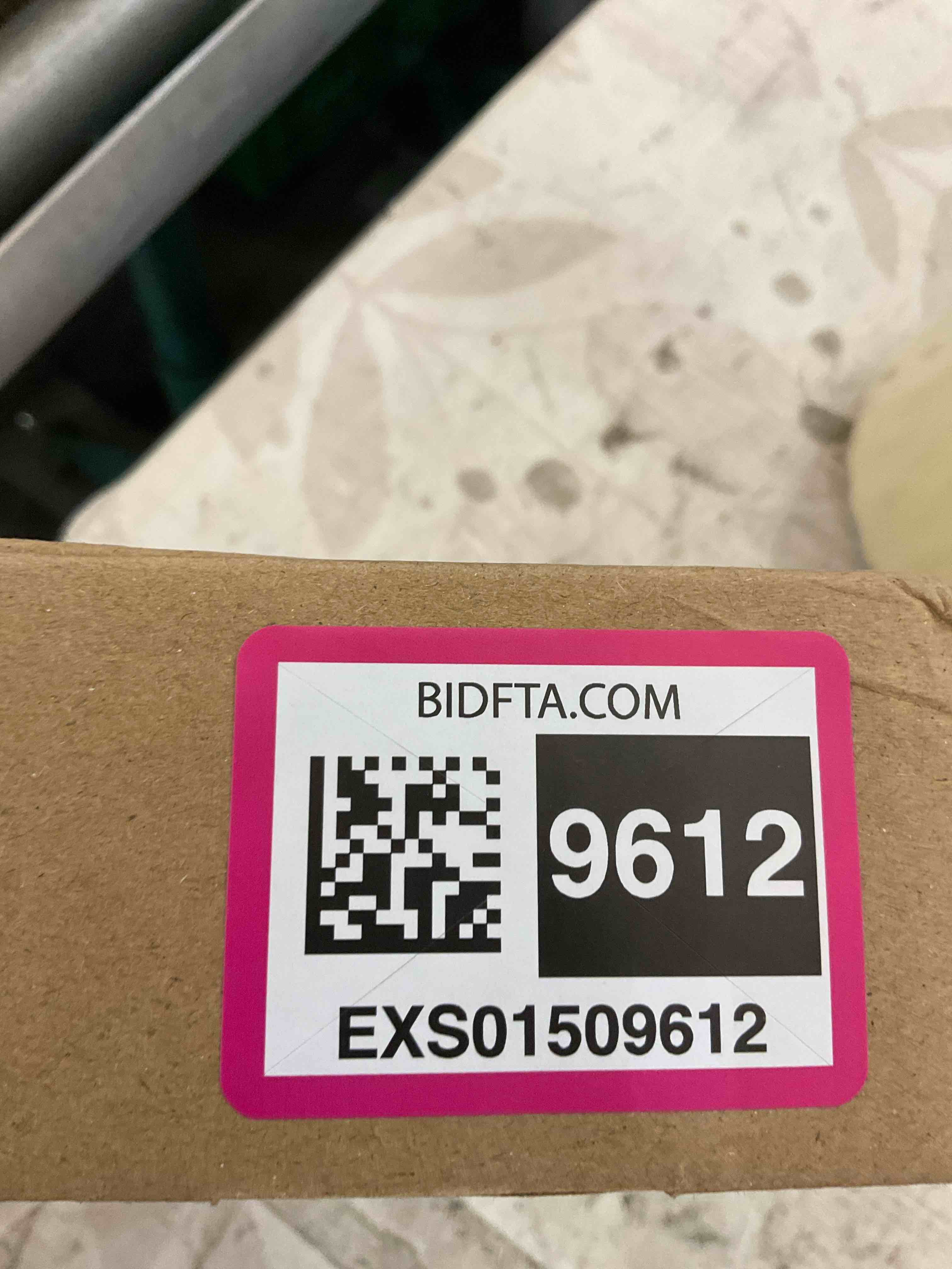 https://s3.amazonaws.com/lotting-images-prod/BargainHunt/EXS01509612_1716905546744.jpeg