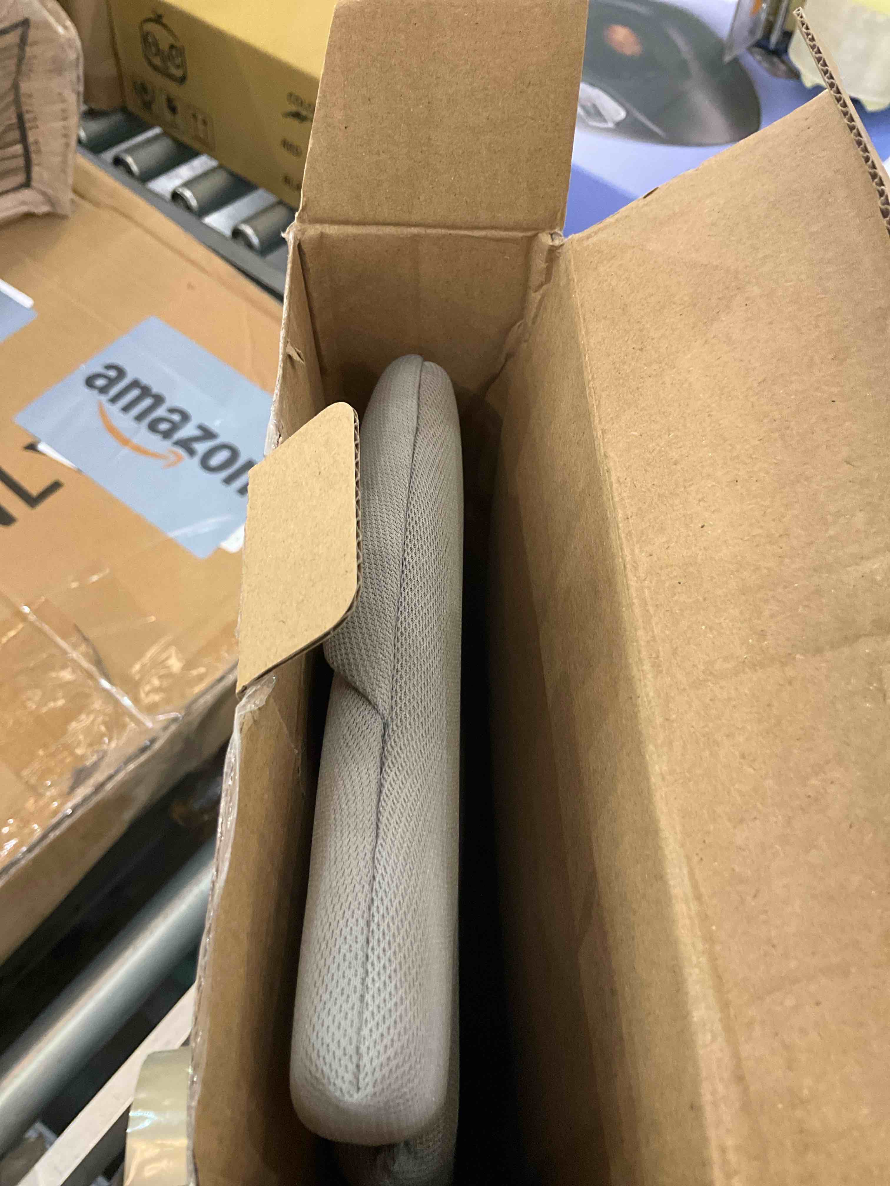 https://s3.amazonaws.com/lotting-images-prod/BargainHunt/EXS01509613_1716905617332.jpeg