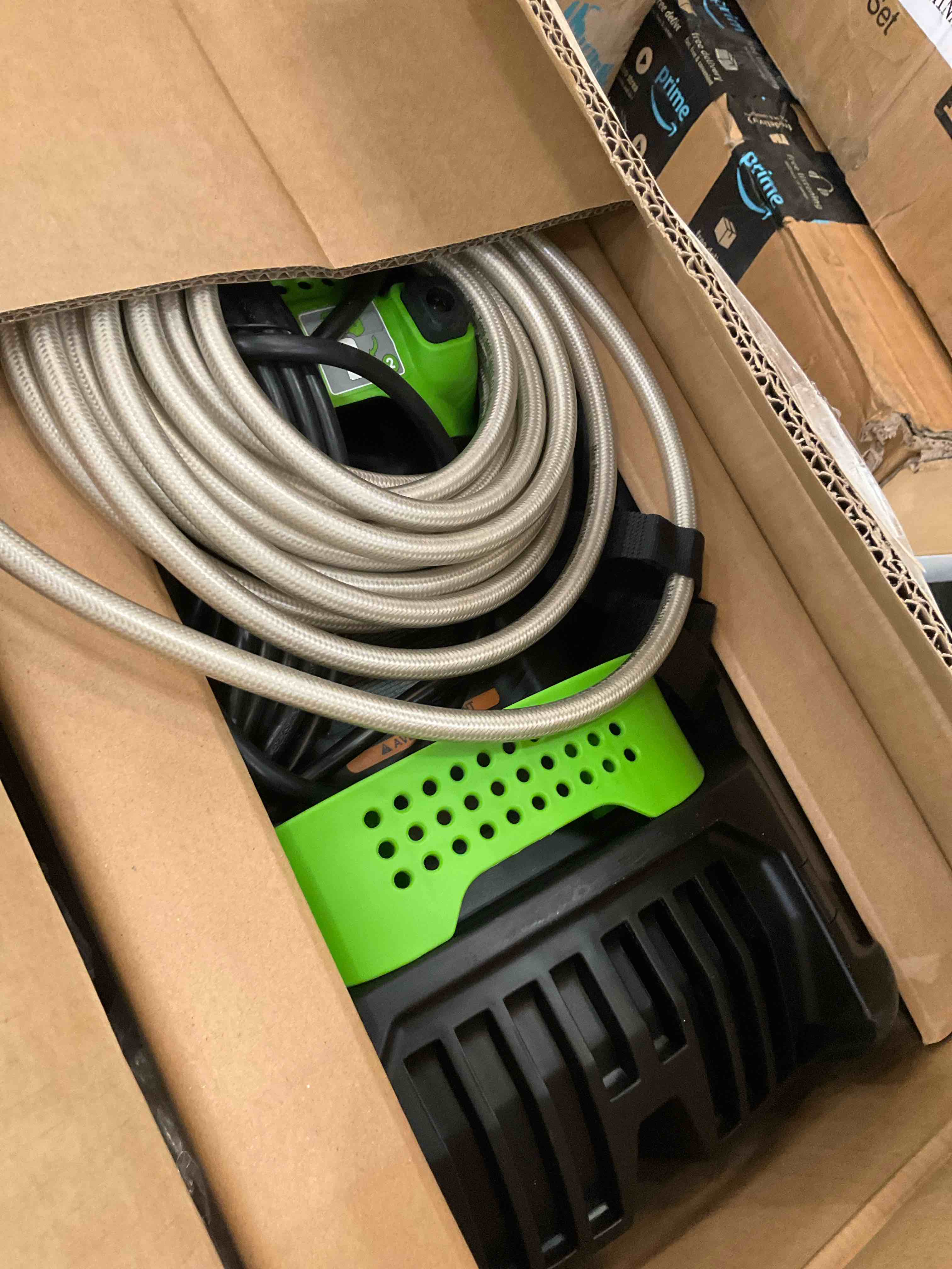 https://s3.amazonaws.com/lotting-images-prod/BargainHunt/EXS01509848_1717003397138.jpeg