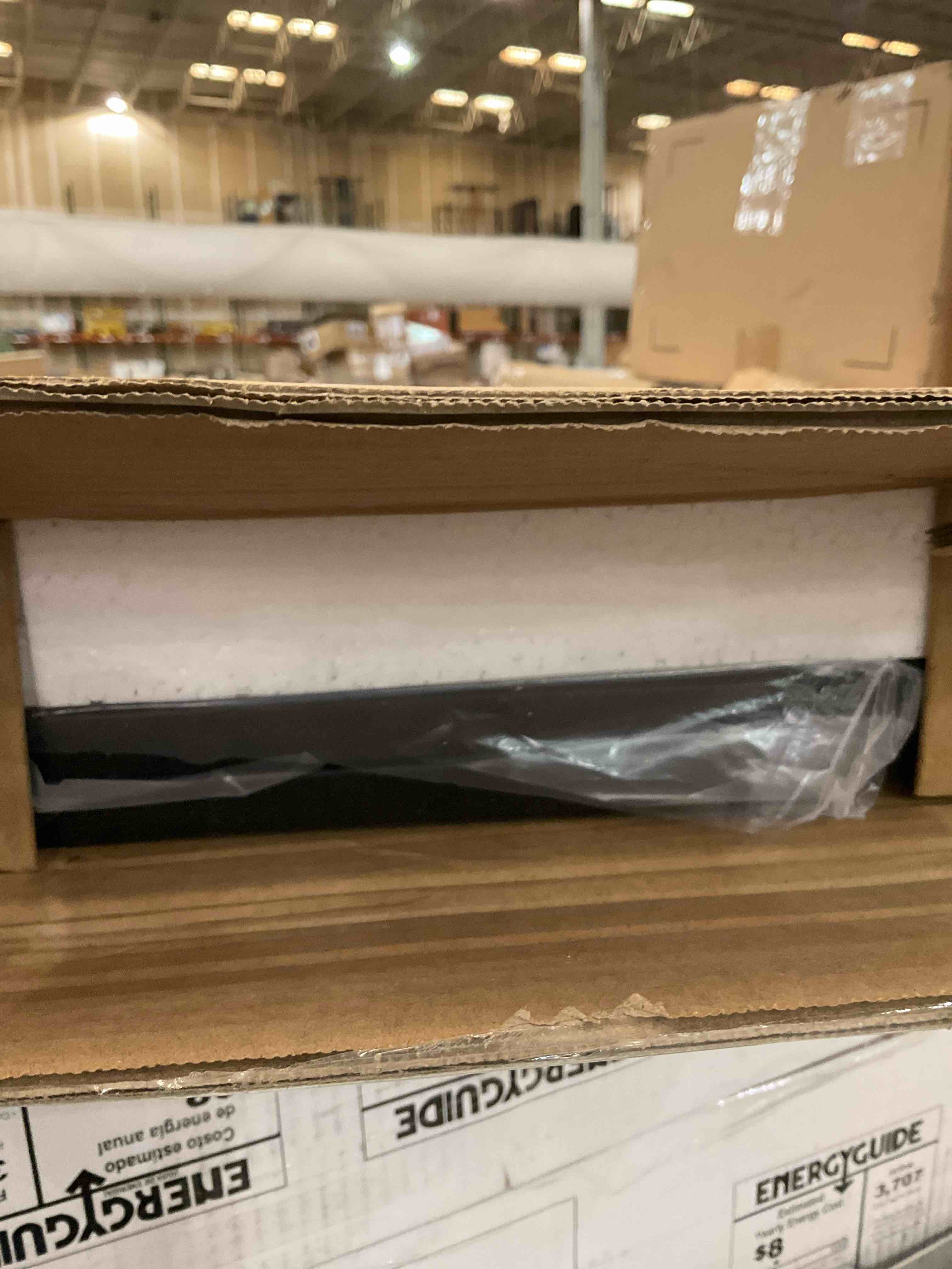 https://s3.amazonaws.com/lotting-images-prod/BargainHunt/EXS01509854_1717003957519.jpeg