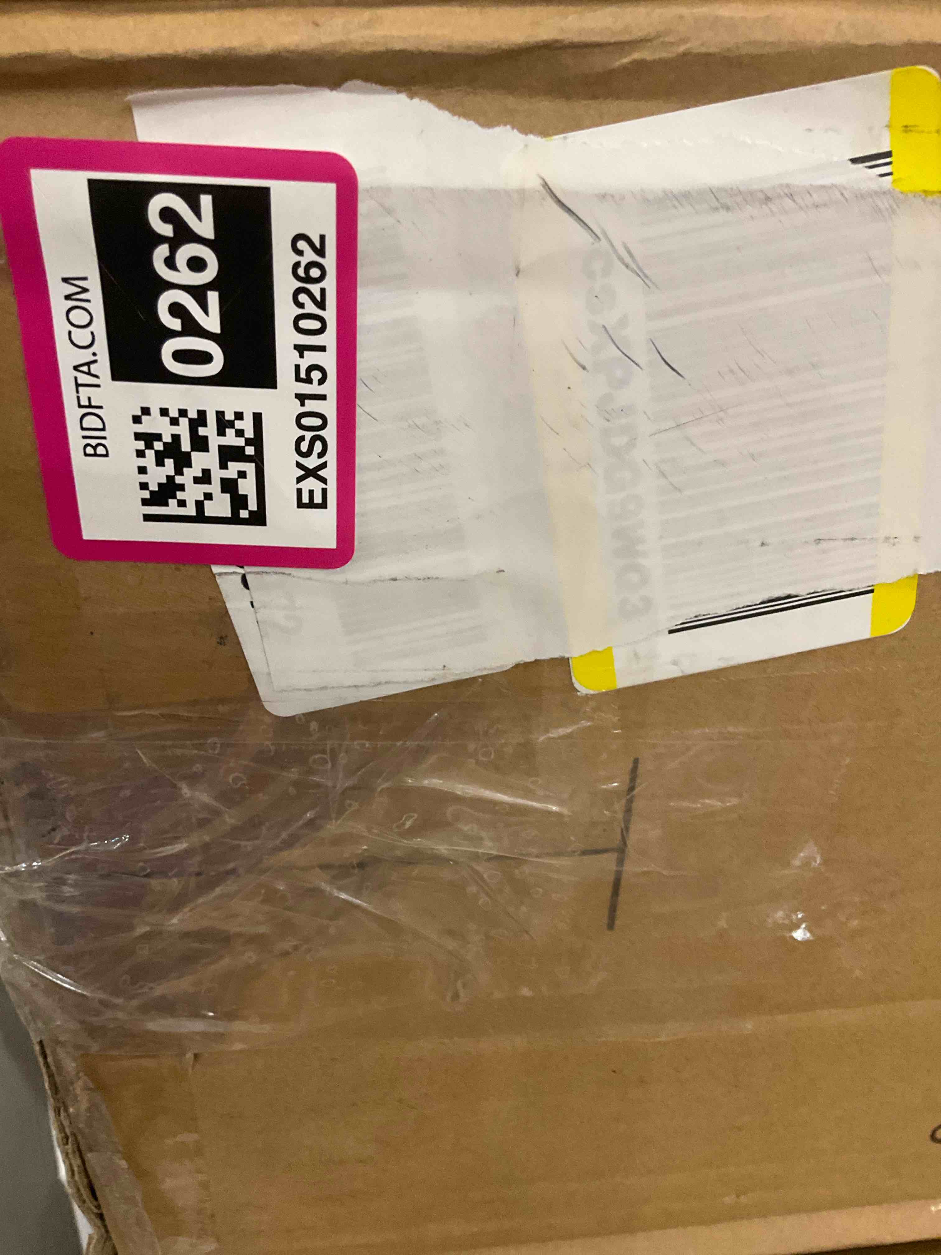 https://s3.amazonaws.com/lotting-images-prod/BargainHunt/EXS01510262_1717522159099.jpeg