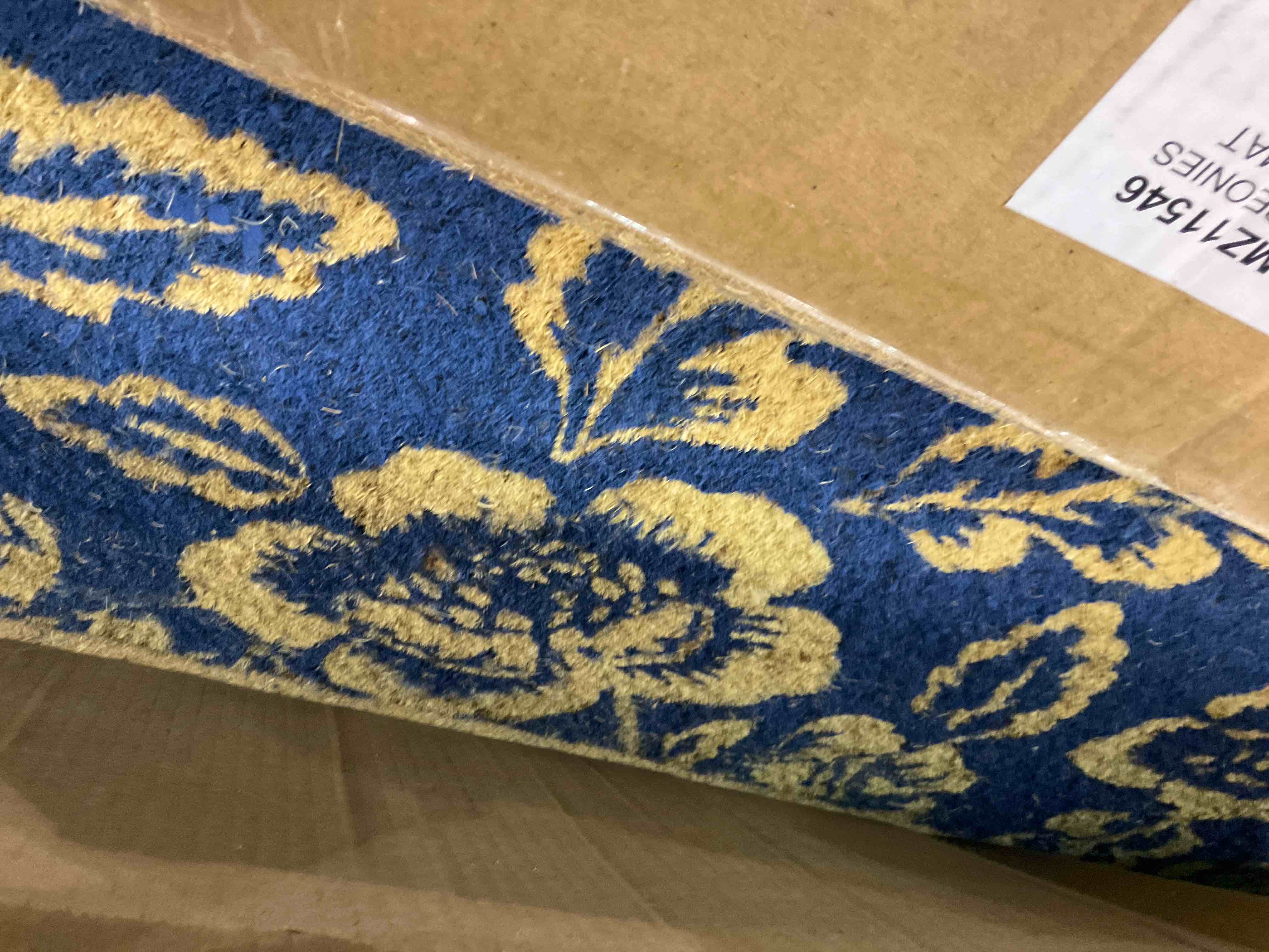 https://s3.amazonaws.com/lotting-images-prod/BargainHunt/EXS01510318_1717589111168.jpeg