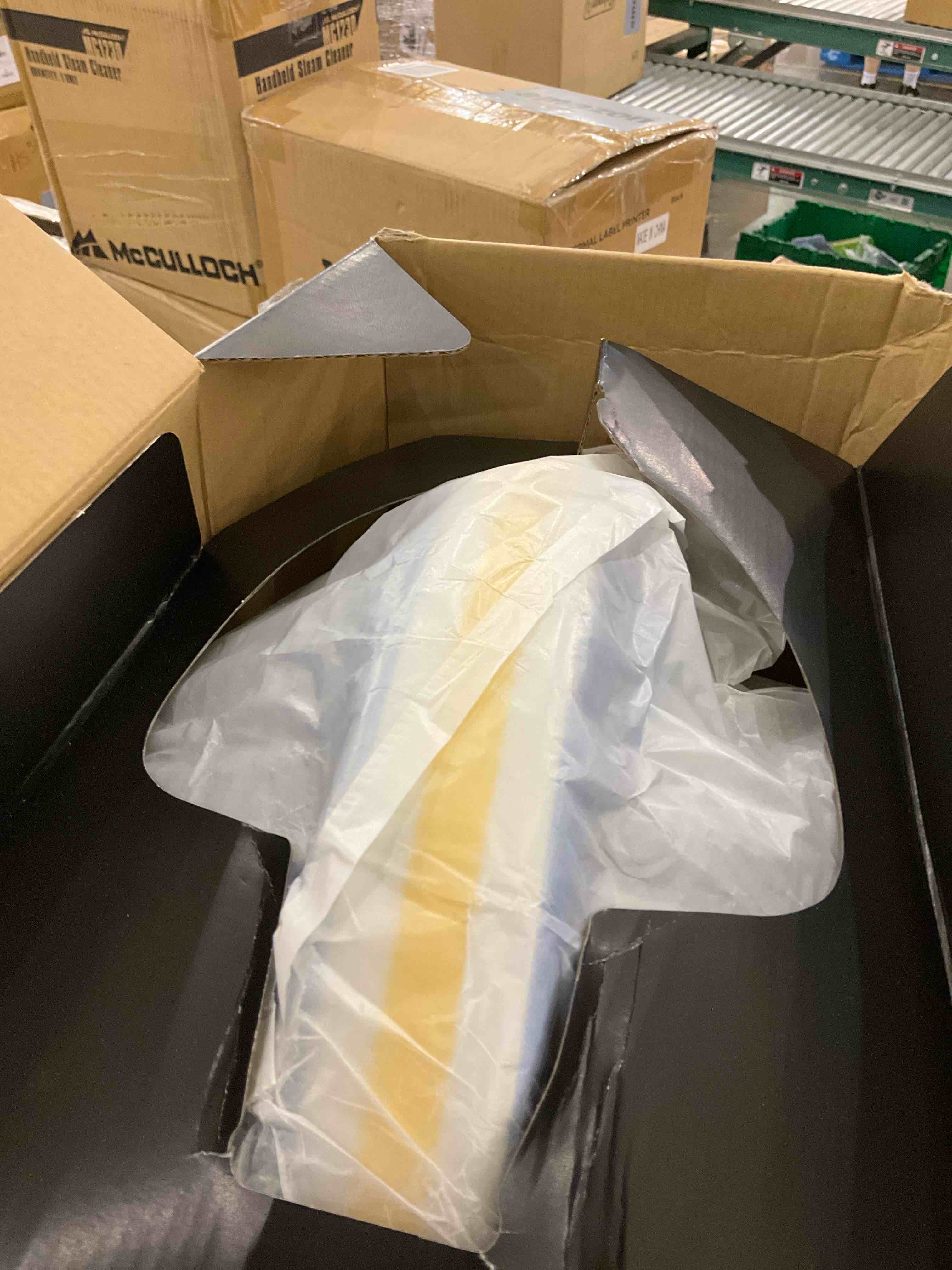 https://s3.amazonaws.com/lotting-images-prod/BargainHunt/EXS01510412_1717601478927.jpeg