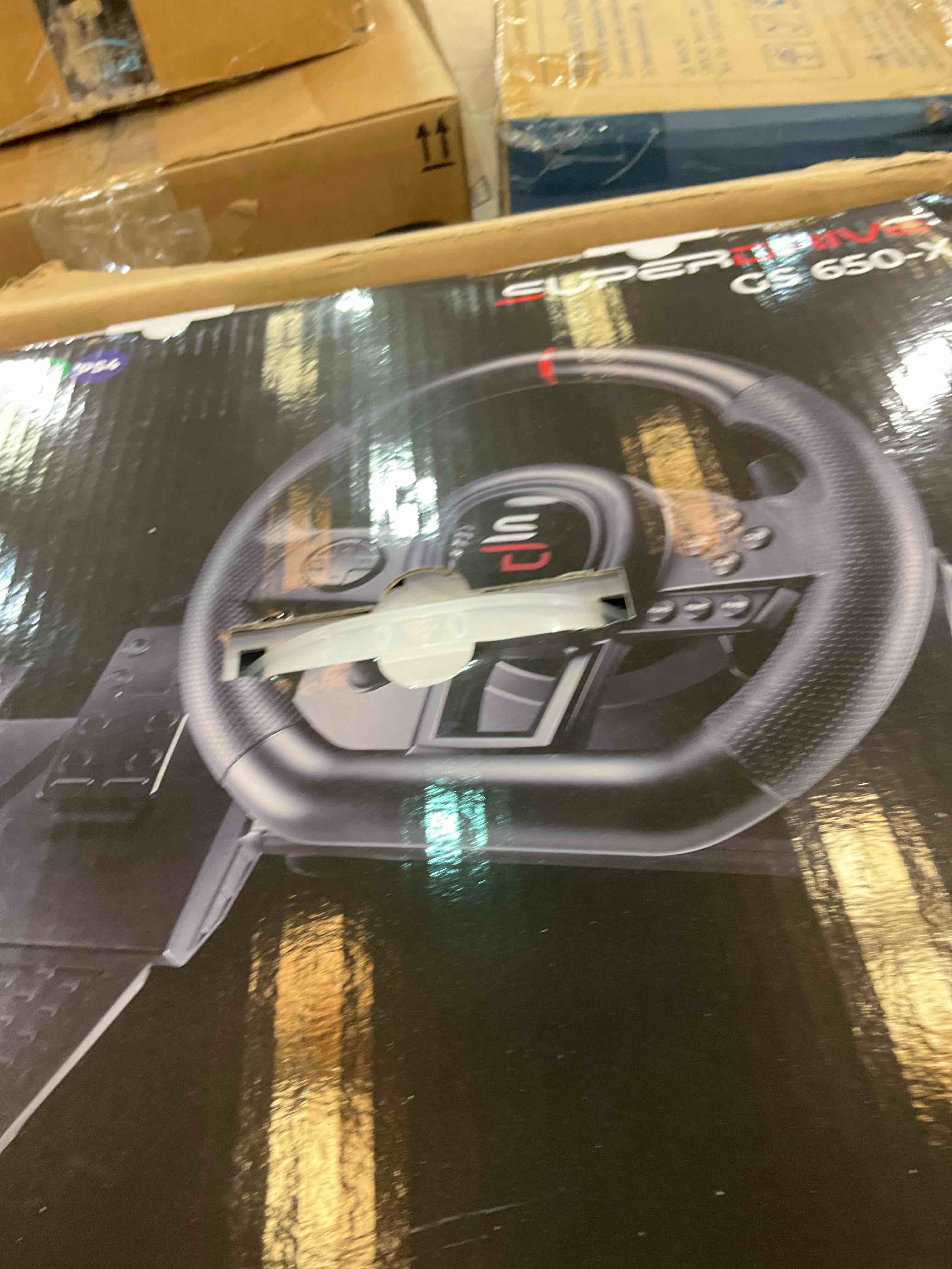 https://s3.amazonaws.com/lotting-images-prod/BargainHunt/EXS01511036_1716909861619.jpeg