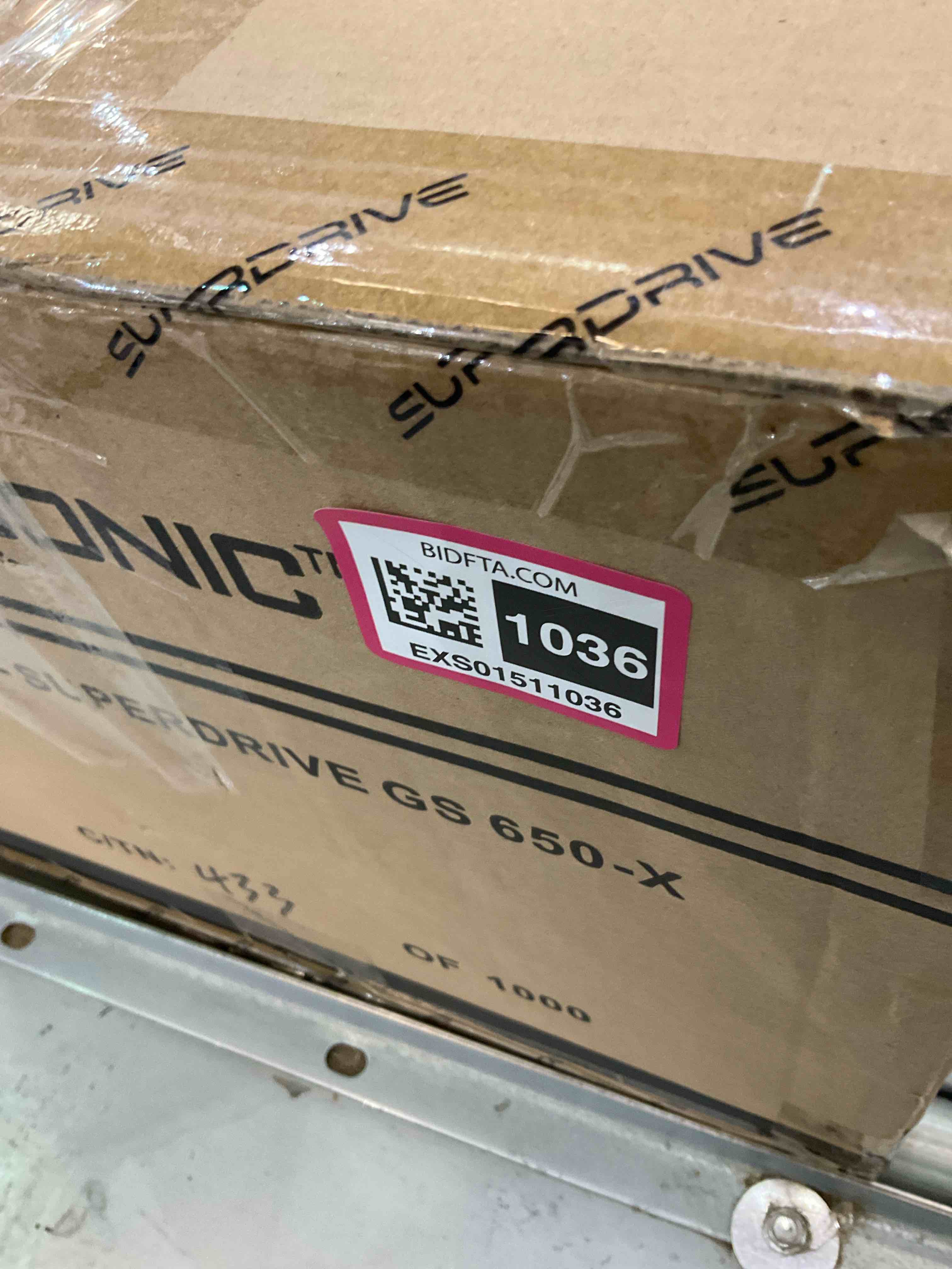 https://s3.amazonaws.com/lotting-images-prod/BargainHunt/EXS01511036_1716909897374.jpeg