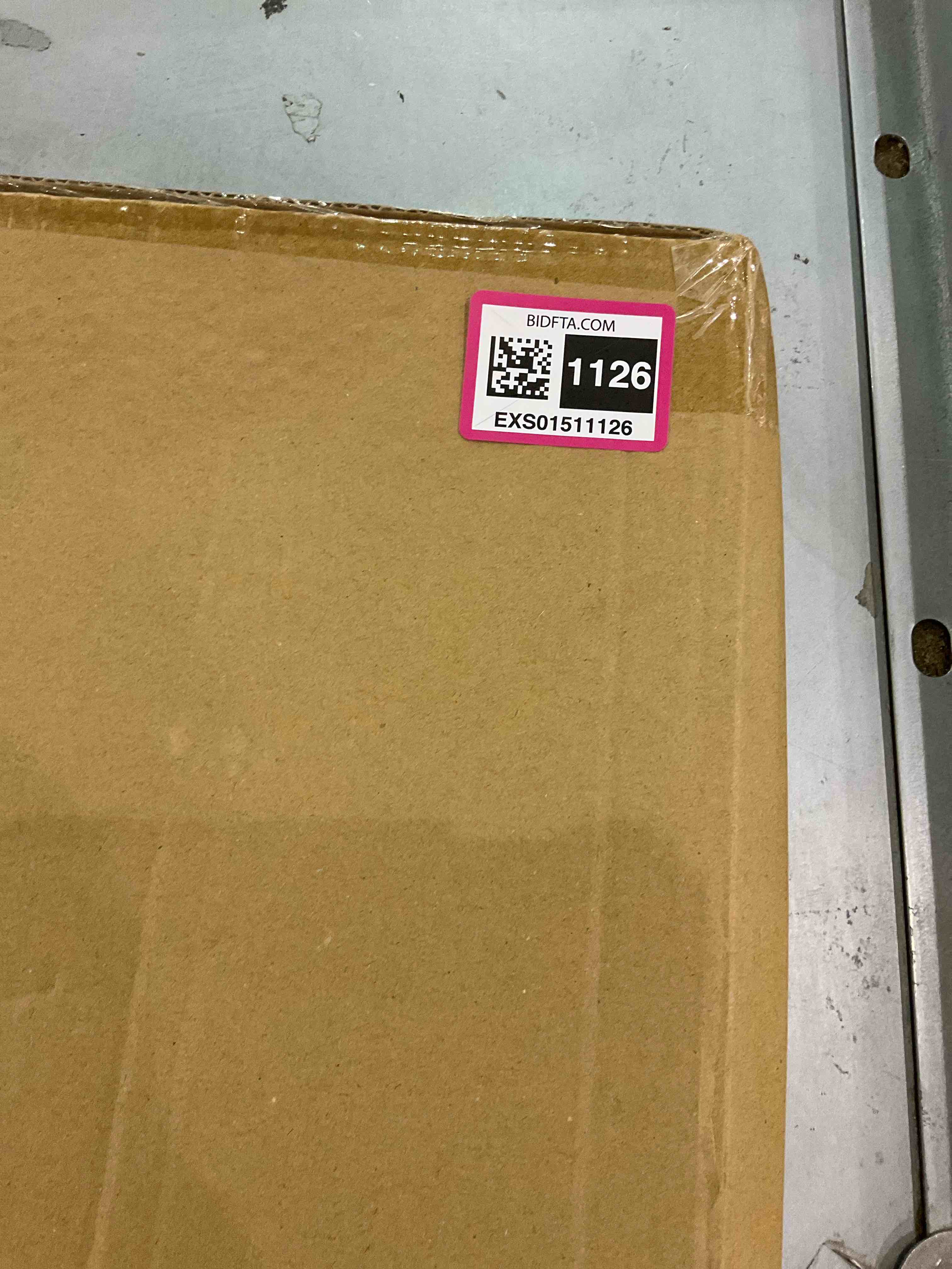 https://s3.amazonaws.com/lotting-images-prod/BargainHunt/EXS01511126_1716981691028.jpeg