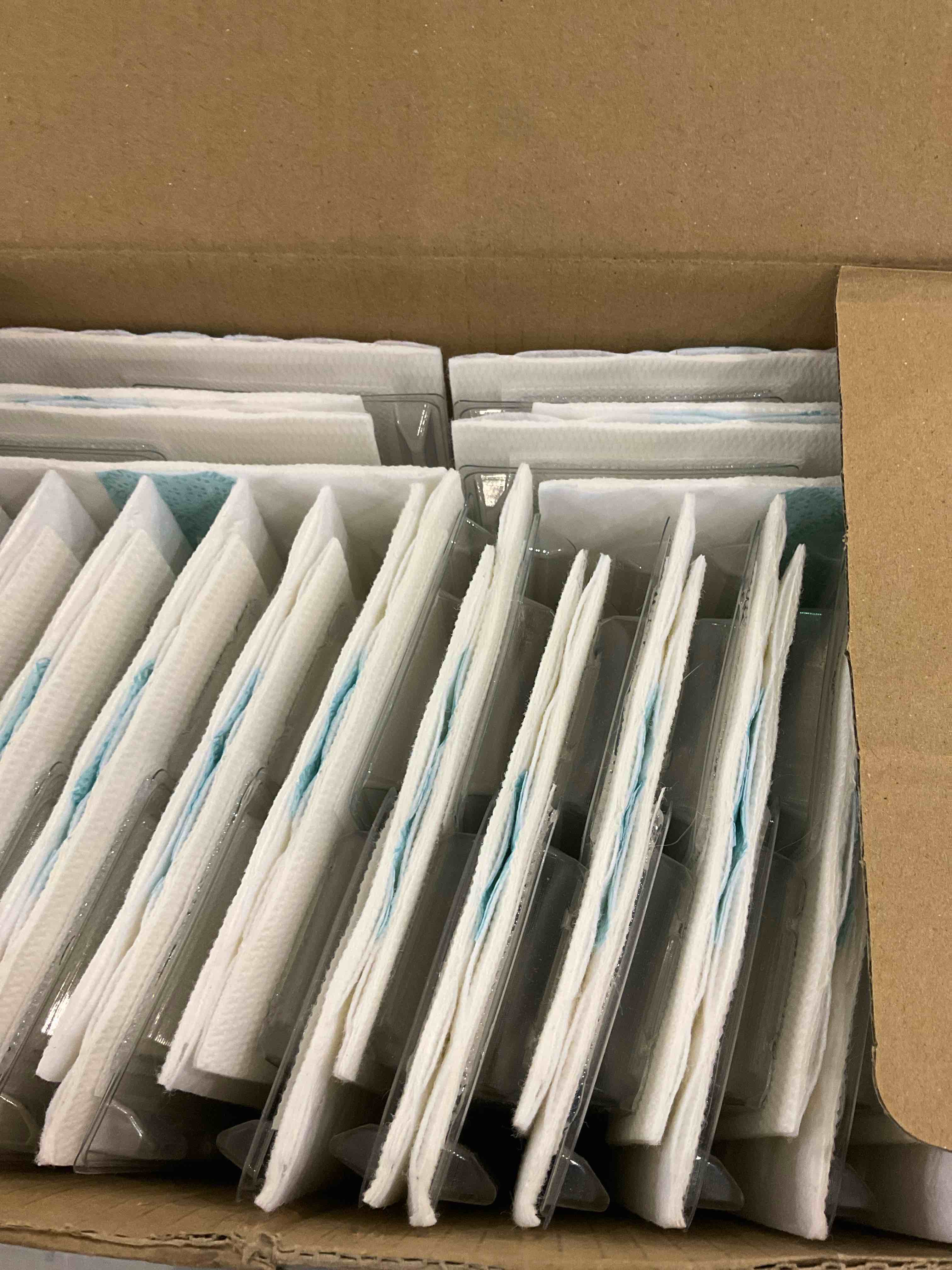 https://s3.amazonaws.com/lotting-images-prod/BargainHunt/EXS01511136_1716982400687.jpeg