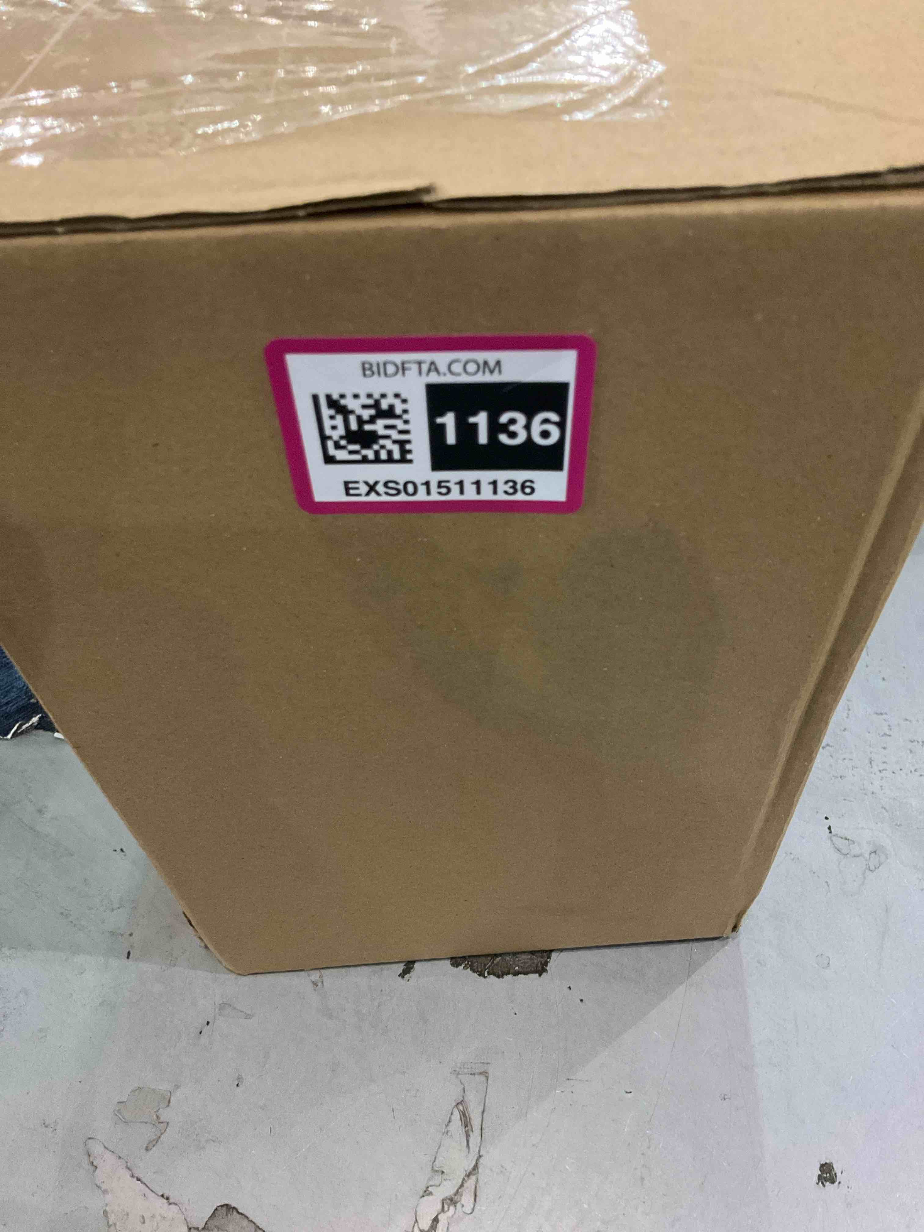 https://s3.amazonaws.com/lotting-images-prod/BargainHunt/EXS01511136_1716982434251.jpeg