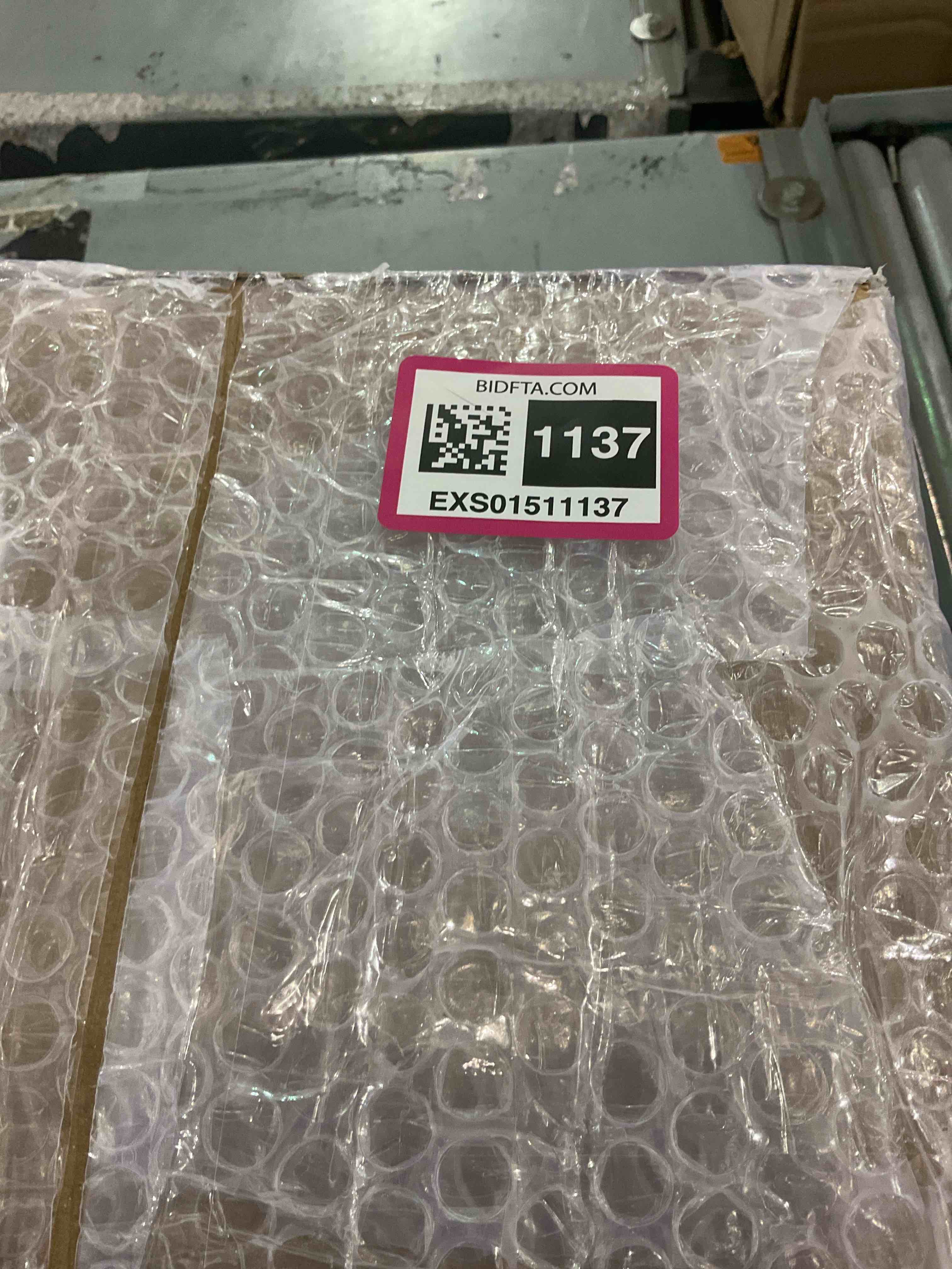 https://s3.amazonaws.com/lotting-images-prod/BargainHunt/EXS01511137_1716982491261.jpeg