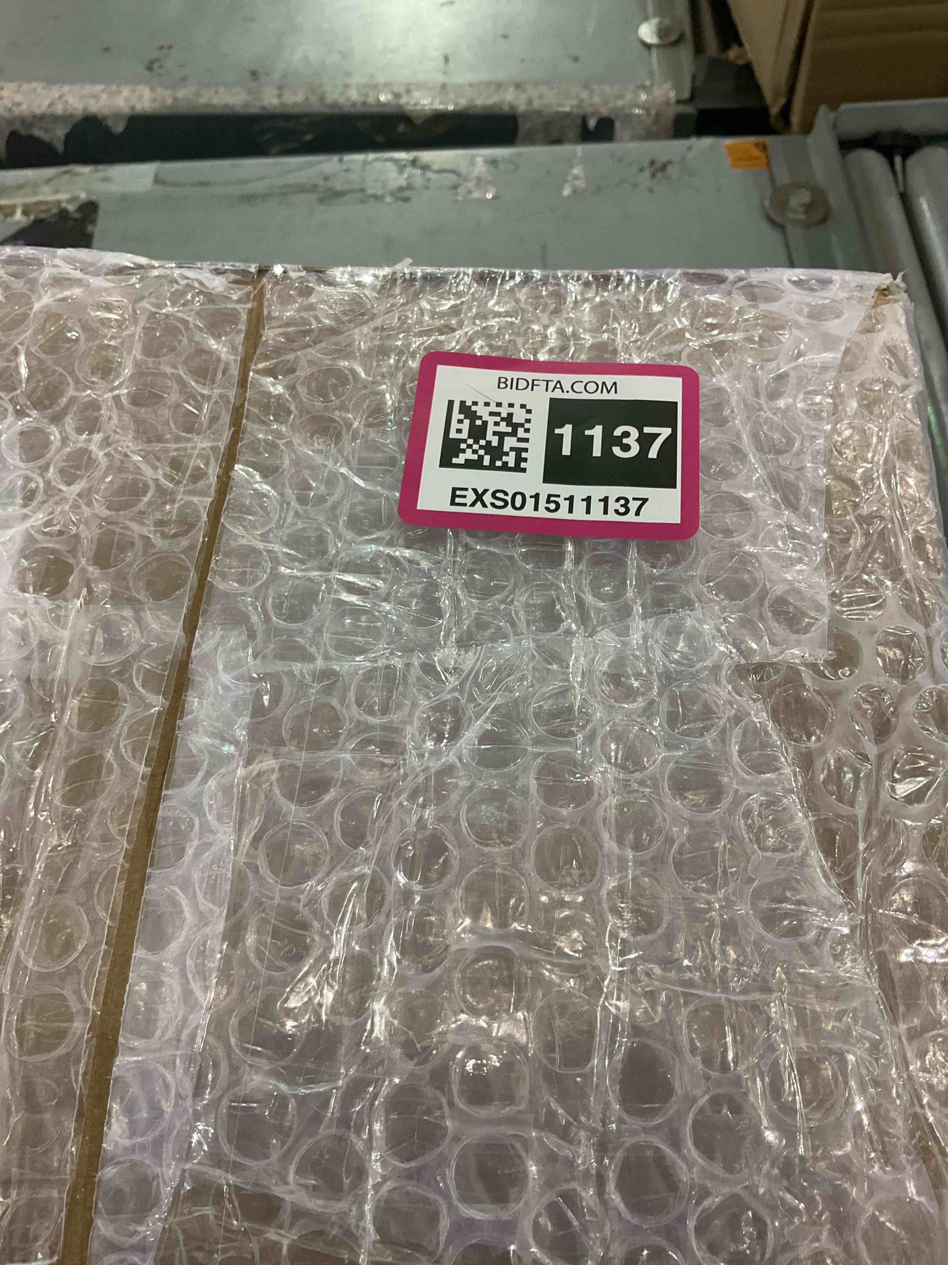 https://s3.amazonaws.com/lotting-images-prod/BargainHunt/EXS01511137_1716982492254.jpeg