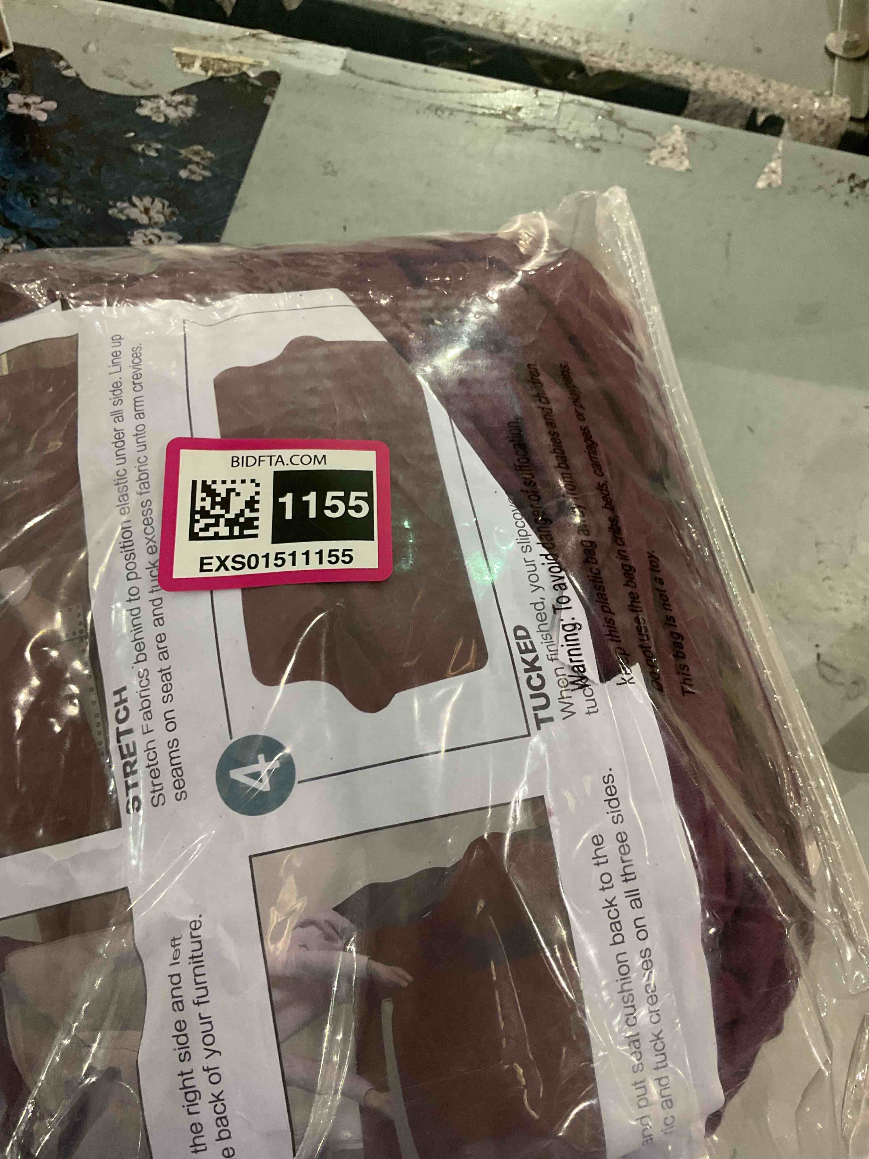 https://s3.amazonaws.com/lotting-images-prod/BargainHunt/EXS01511155_1716983624585.jpeg