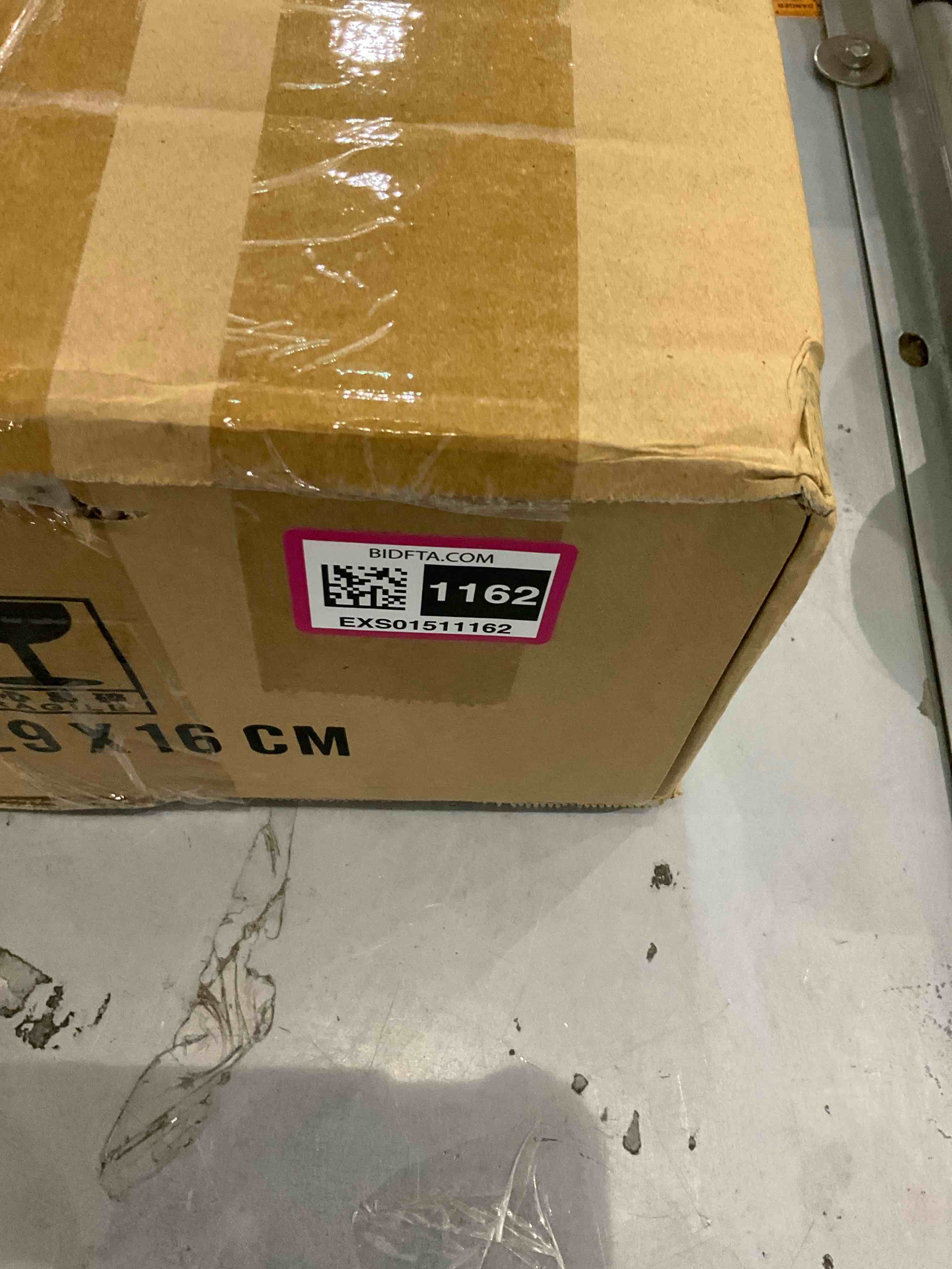 https://s3.amazonaws.com/lotting-images-prod/BargainHunt/EXS01511162_1716984033873.jpeg