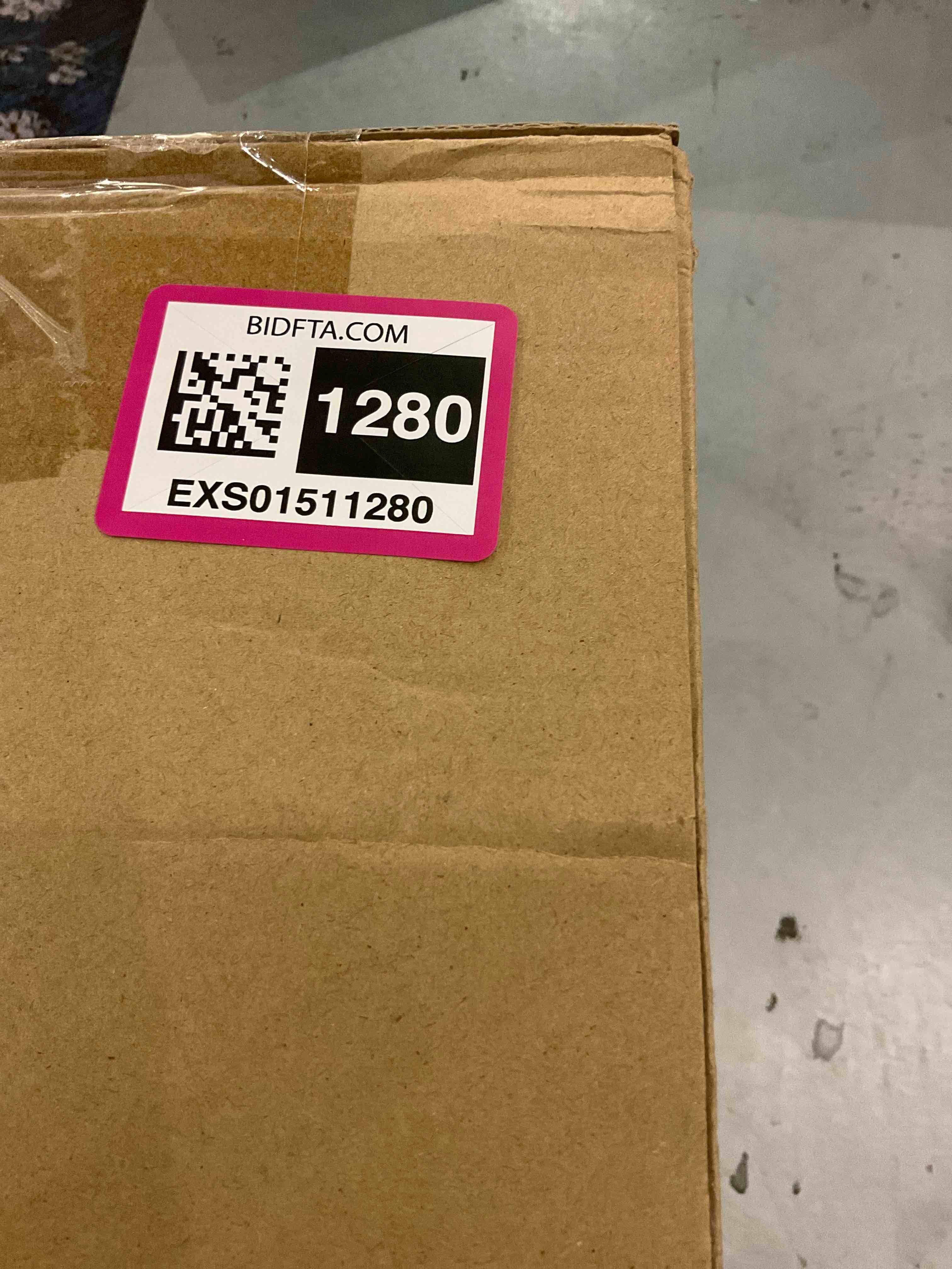 https://s3.amazonaws.com/lotting-images-prod/BargainHunt/EXS01511280_1717069653646.jpeg