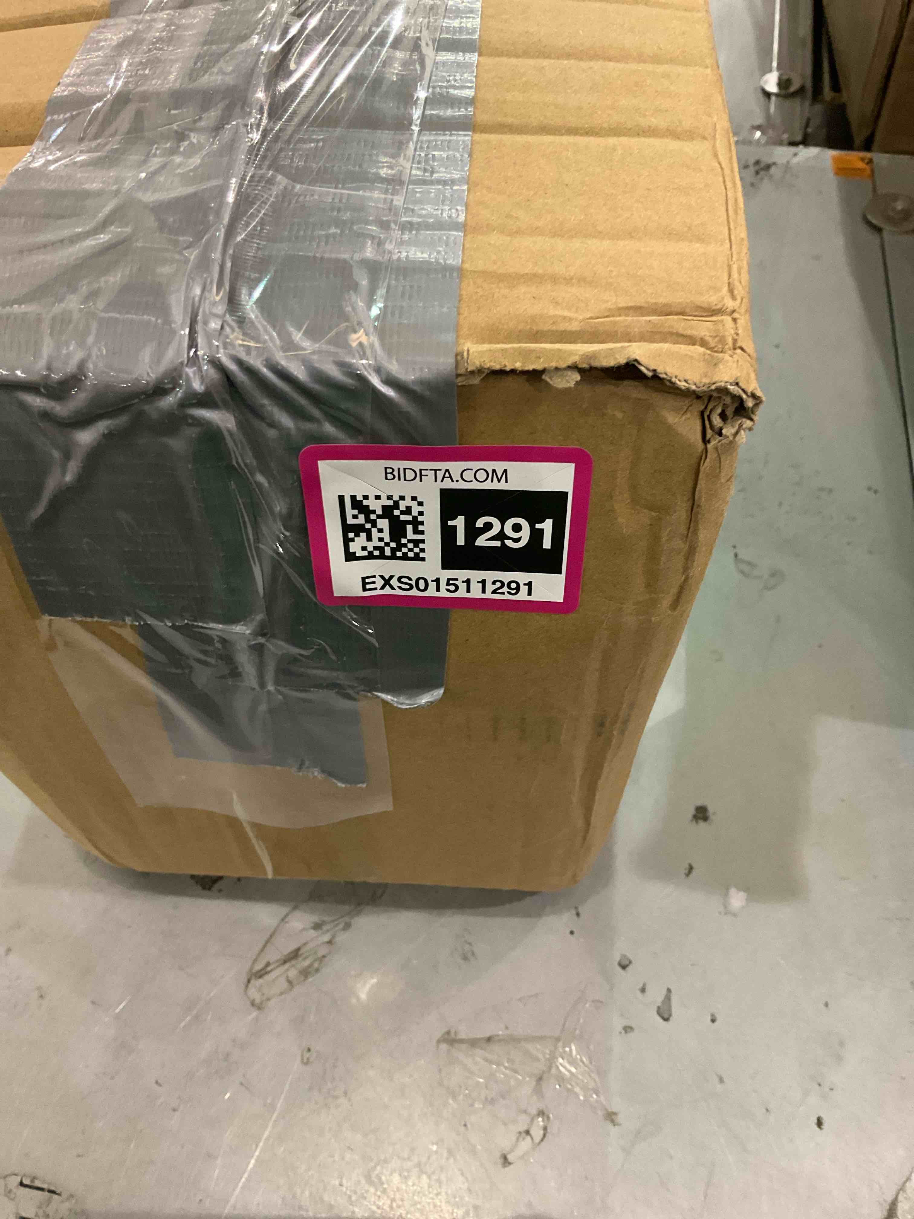 https://s3.amazonaws.com/lotting-images-prod/BargainHunt/EXS01511291_1717070696250.jpeg