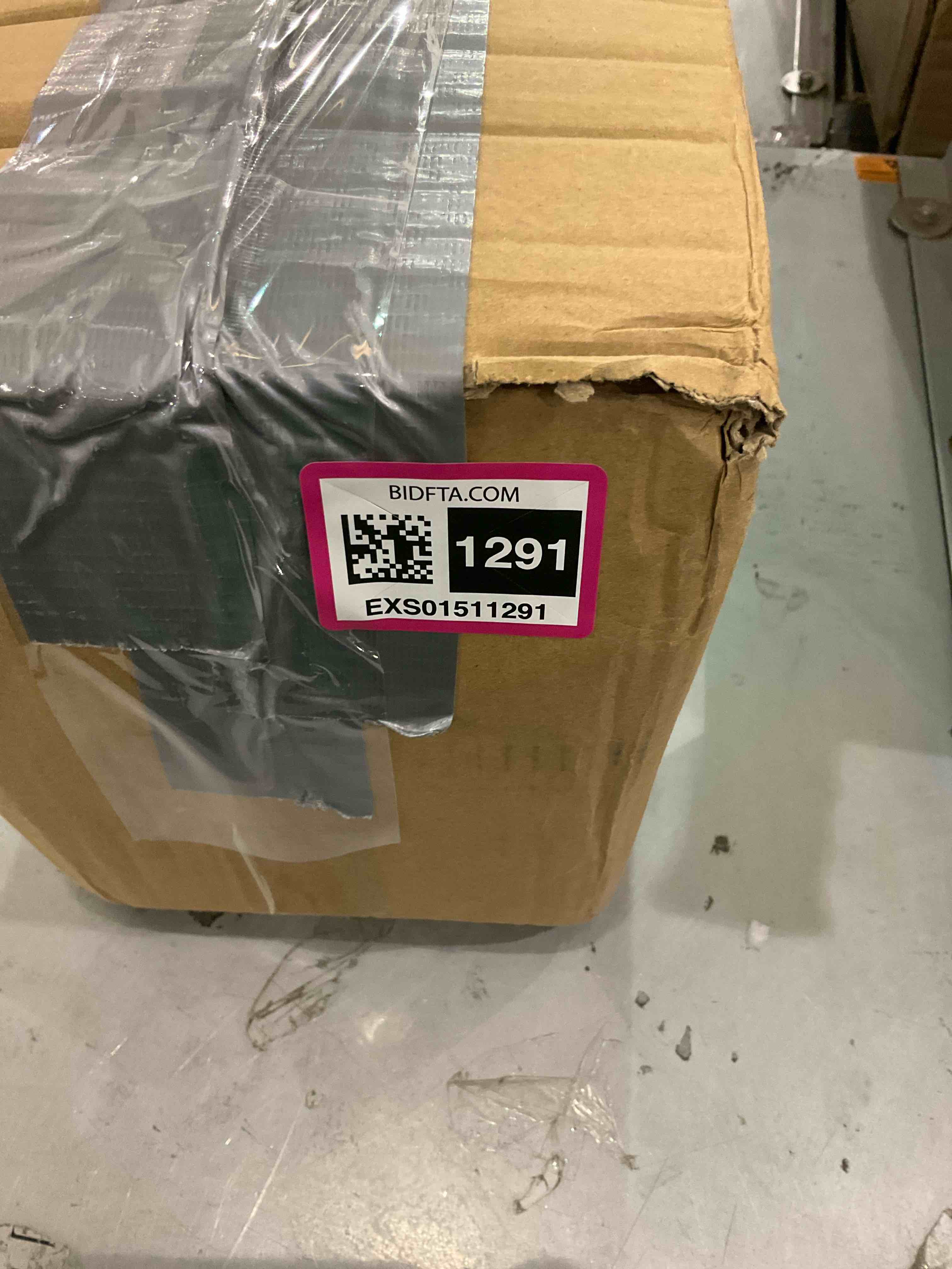 https://s3.amazonaws.com/lotting-images-prod/BargainHunt/EXS01511291_1717070697266.jpeg