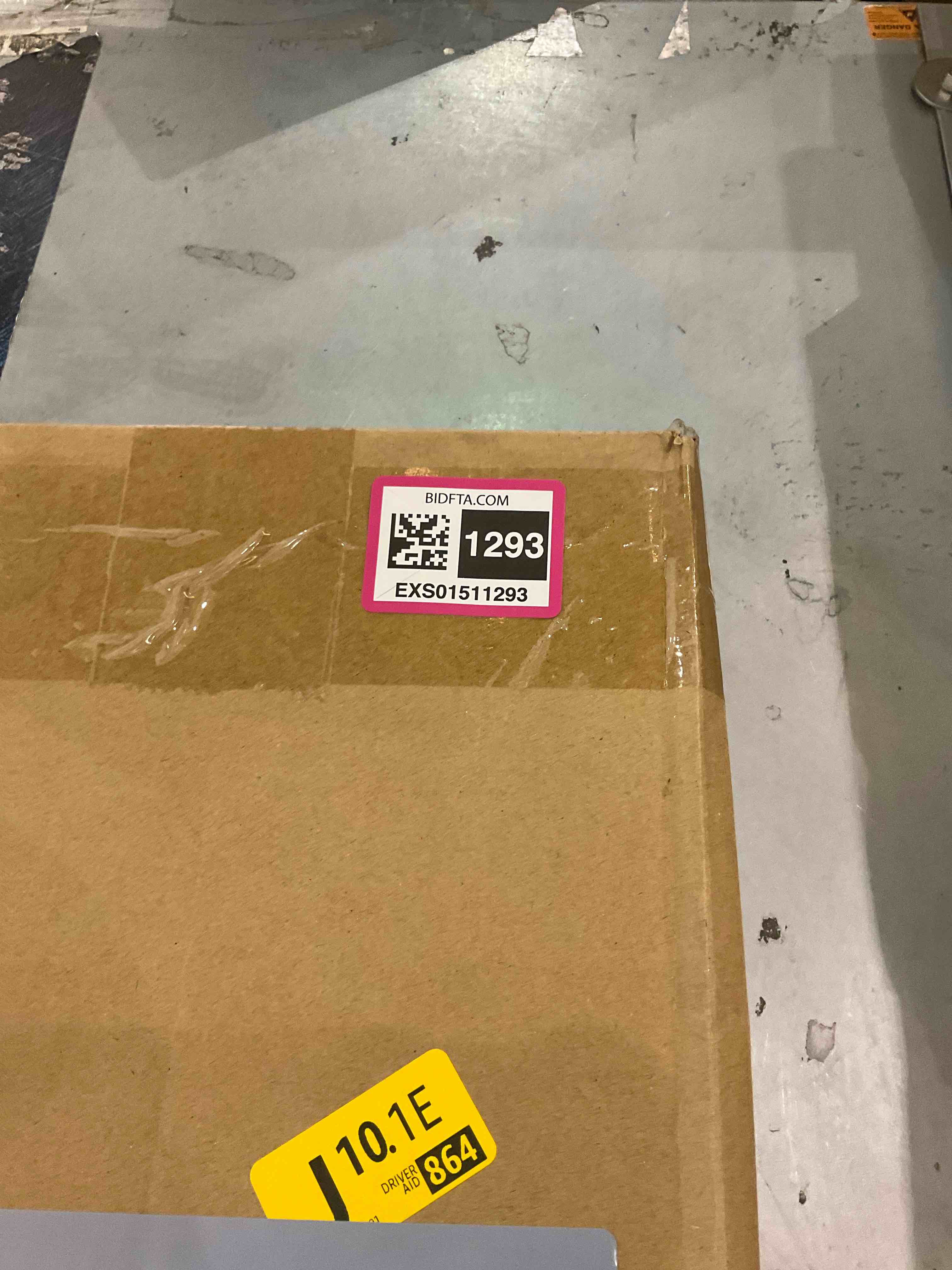 https://s3.amazonaws.com/lotting-images-prod/BargainHunt/EXS01511293_1717070872259.jpeg