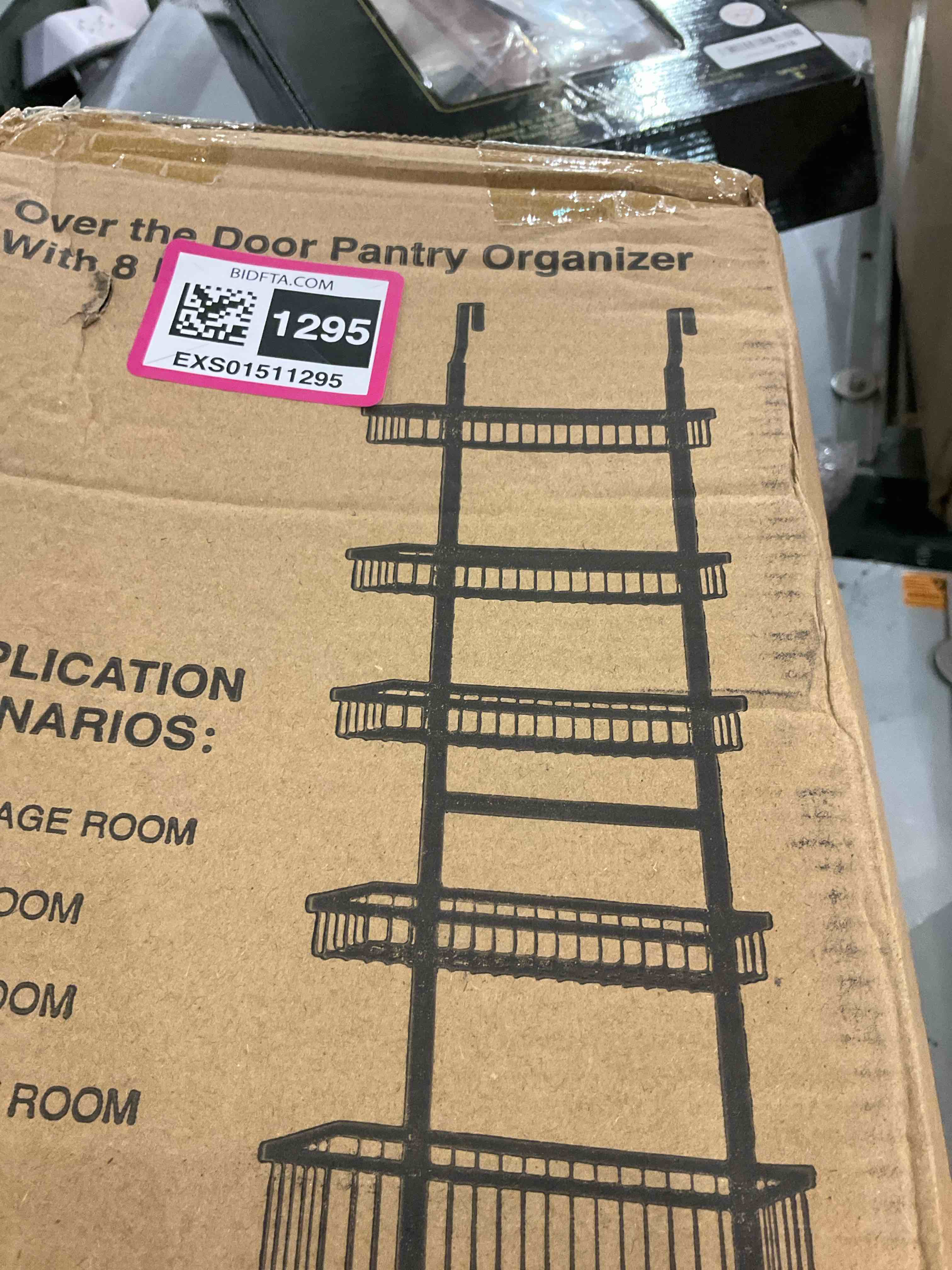 https://s3.amazonaws.com/lotting-images-prod/BargainHunt/EXS01511295_1717071035776.jpeg