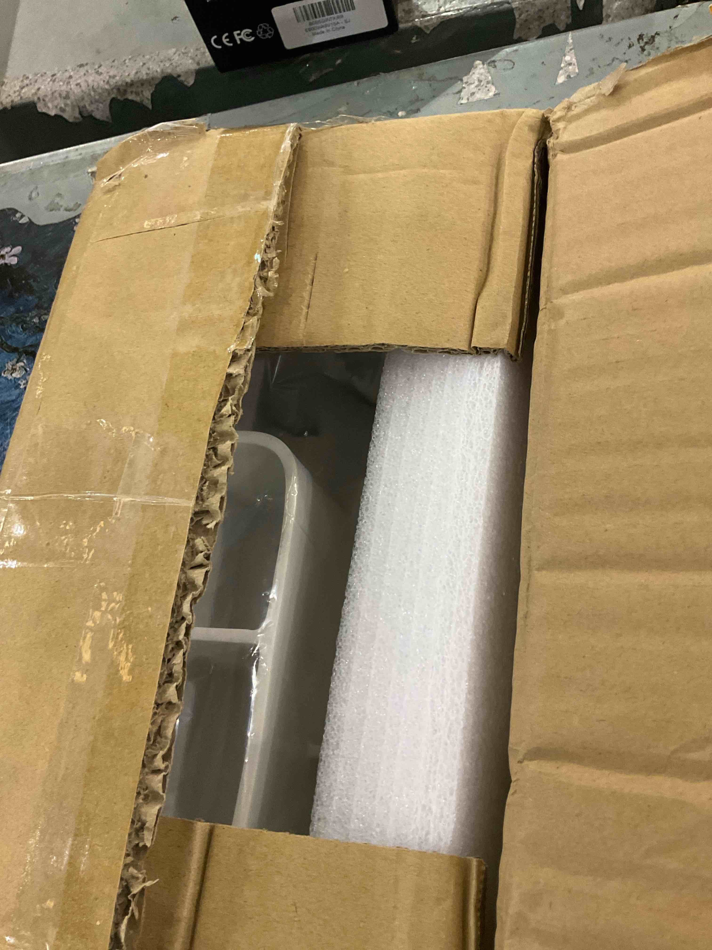 https://s3.amazonaws.com/lotting-images-prod/BargainHunt/EXS01511297_1717071239773.jpeg