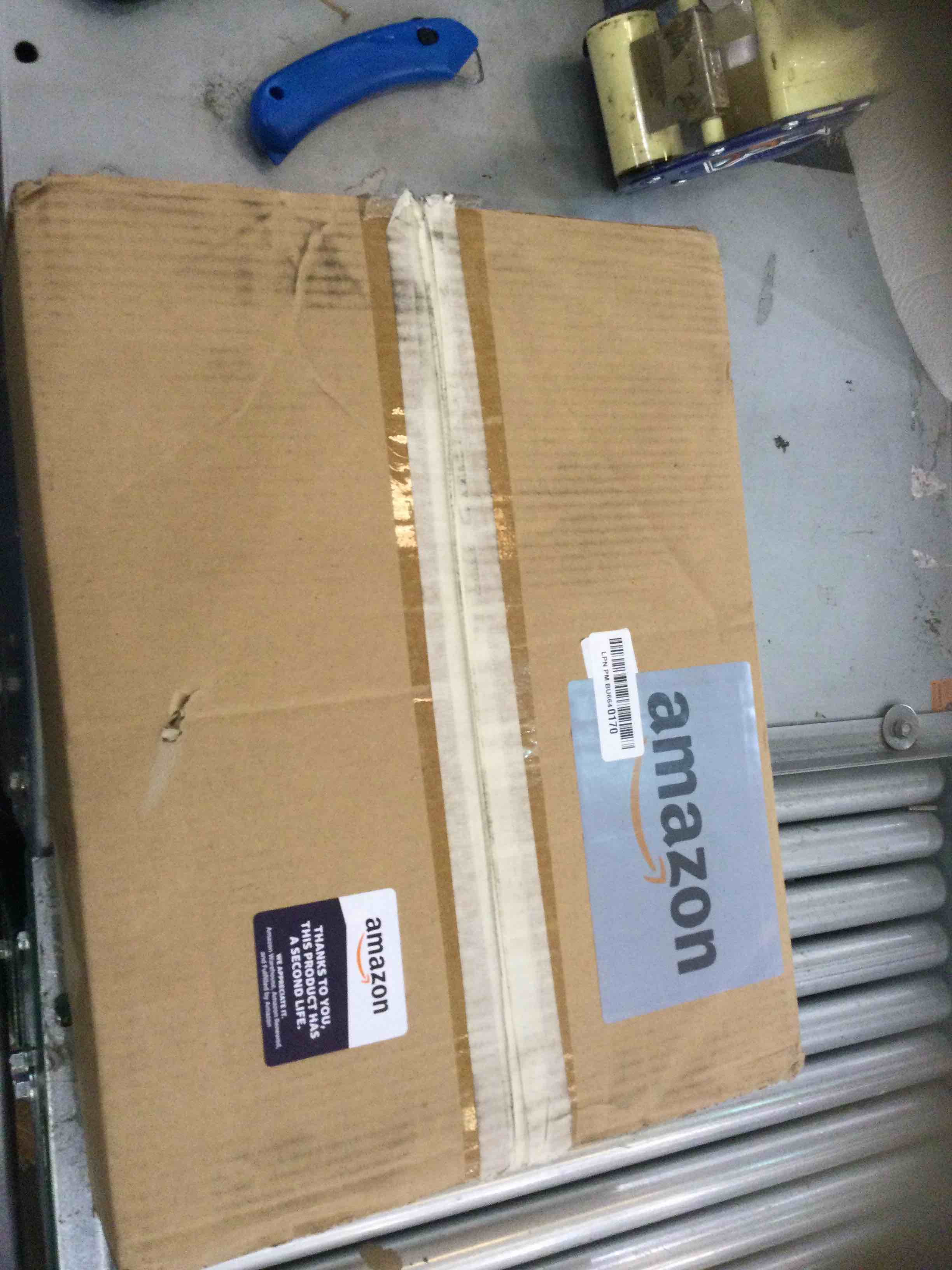 https://s3.amazonaws.com/lotting-images-prod/BargainHunt/EXS01511389_1717182587155.jpeg