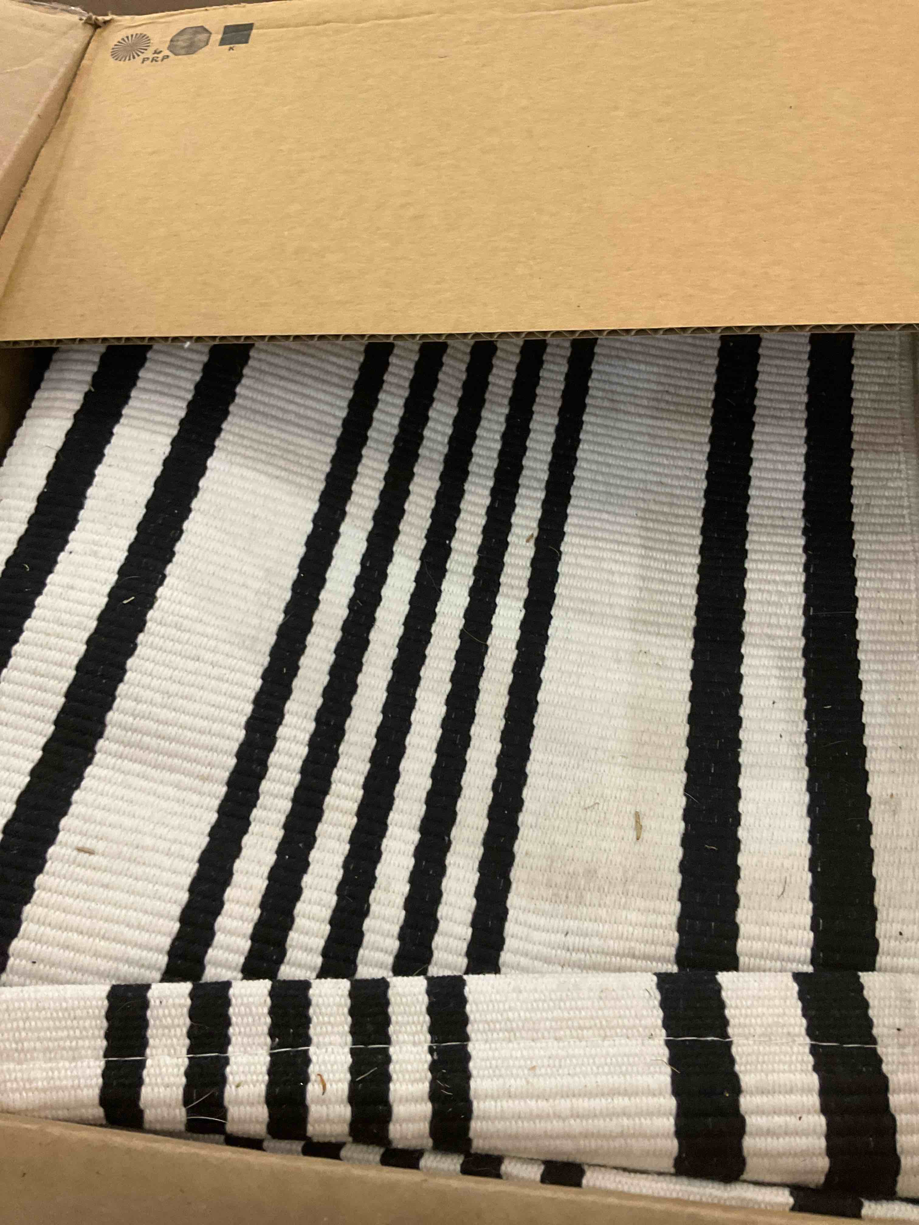 https://s3.amazonaws.com/lotting-images-prod/BargainHunt/EXS01511453_1717422562615.jpeg