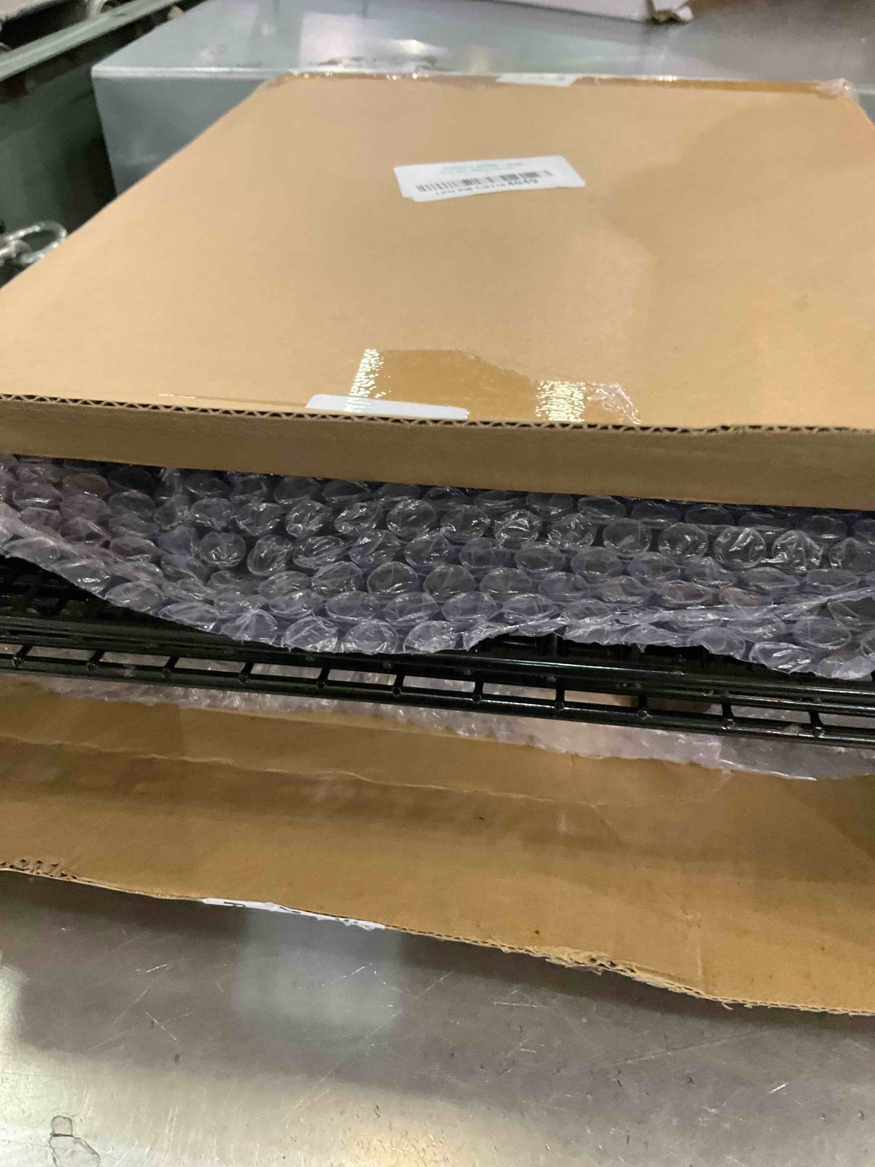 https://s3.amazonaws.com/lotting-images-prod/BargainHunt/EXS01511540_1716989810520.jpeg