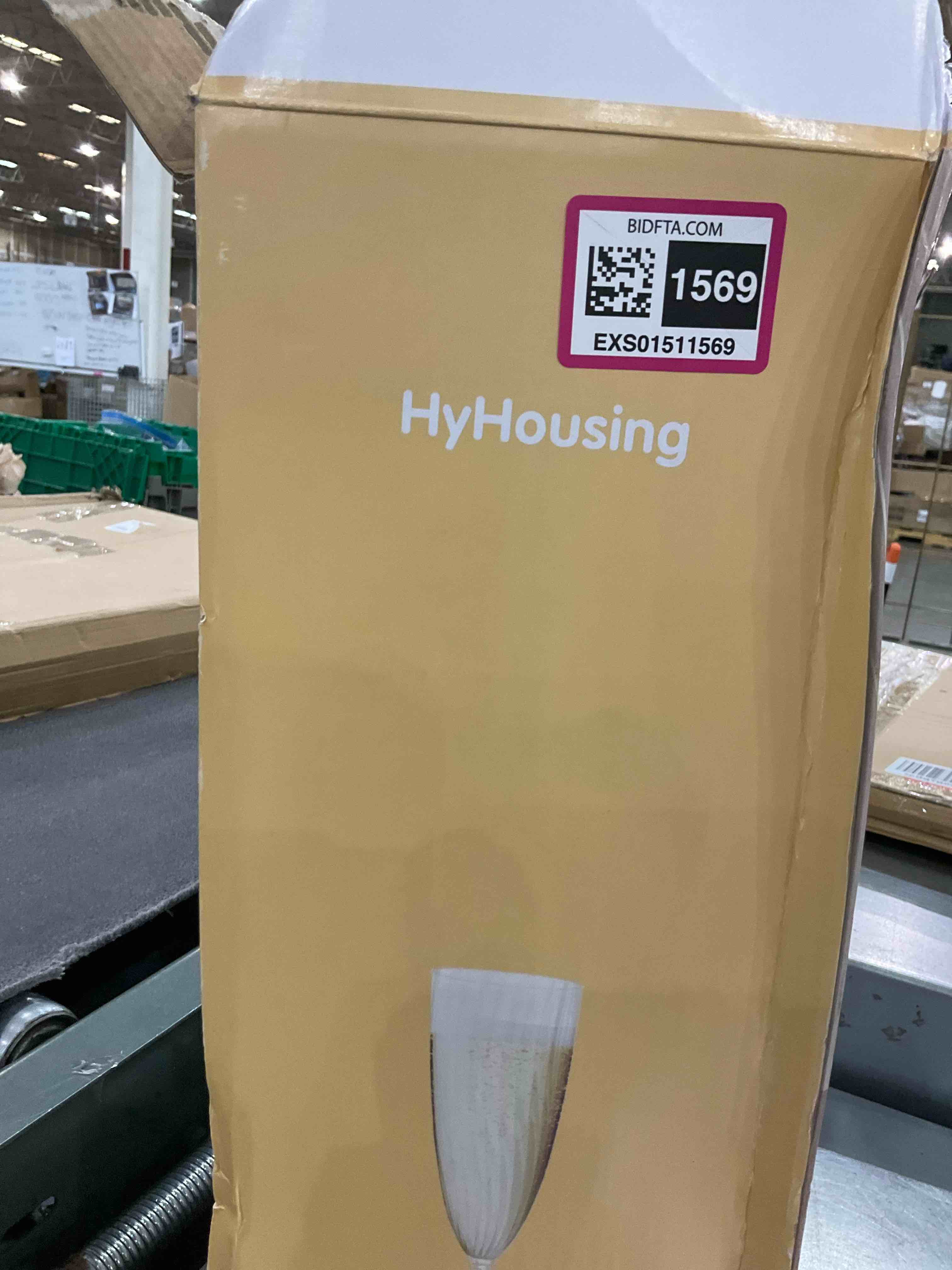https://s3.amazonaws.com/lotting-images-prod/BargainHunt/EXS01511569_1716992752317.jpeg