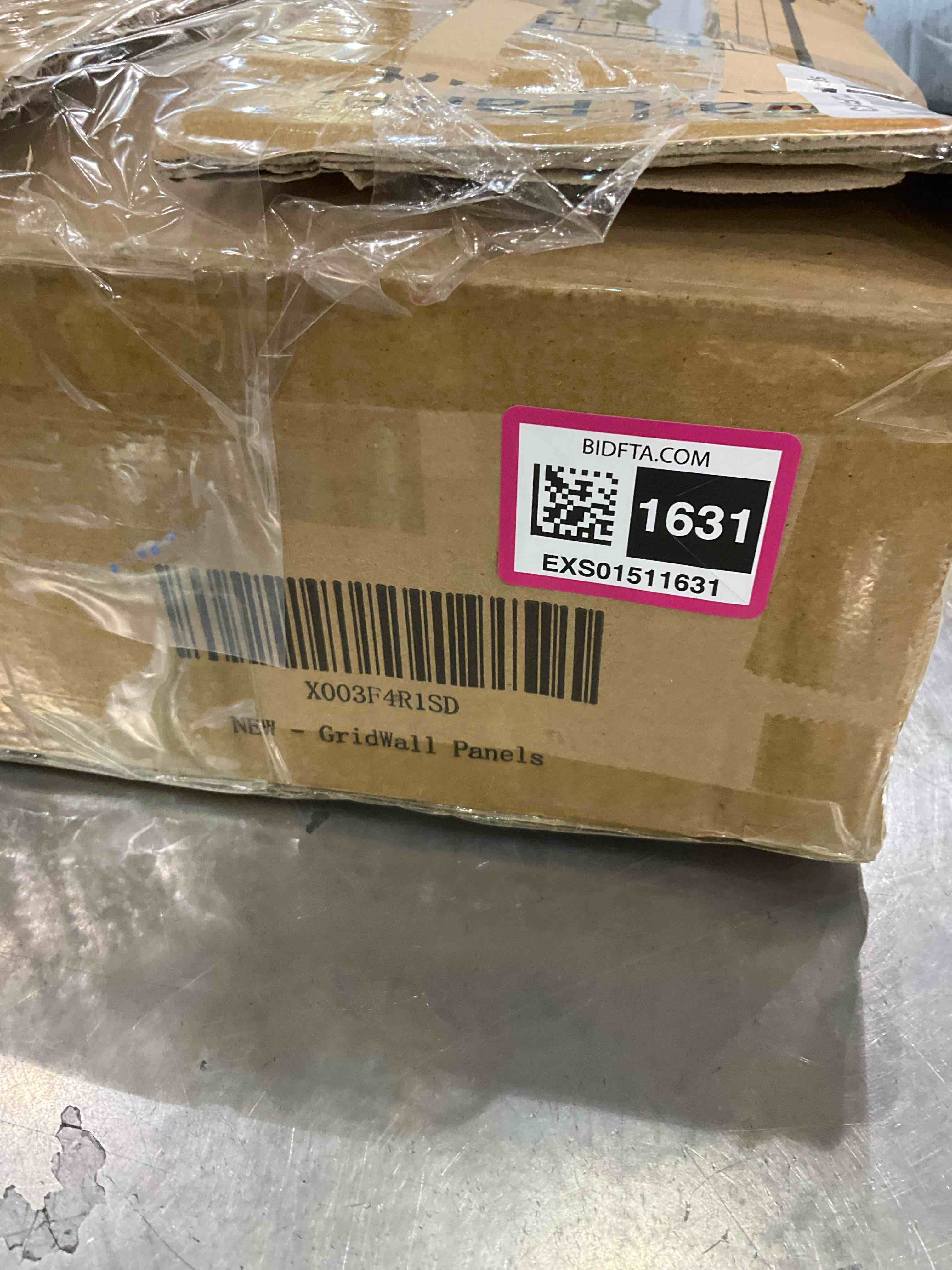 https://s3.amazonaws.com/lotting-images-prod/BargainHunt/EXS01511631_1717067898258.jpeg