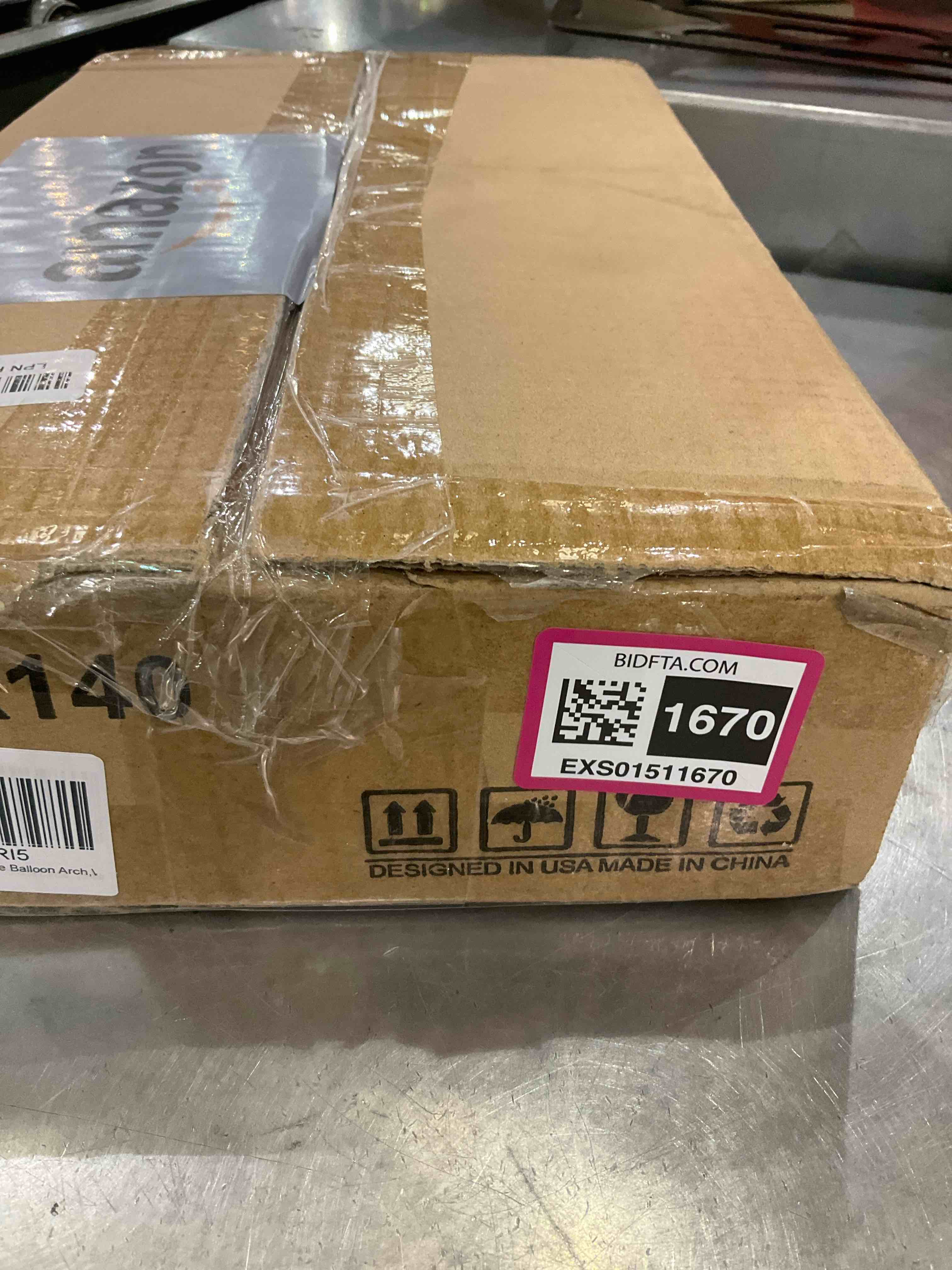https://s3.amazonaws.com/lotting-images-prod/BargainHunt/EXS01511670_1717071192591.jpeg