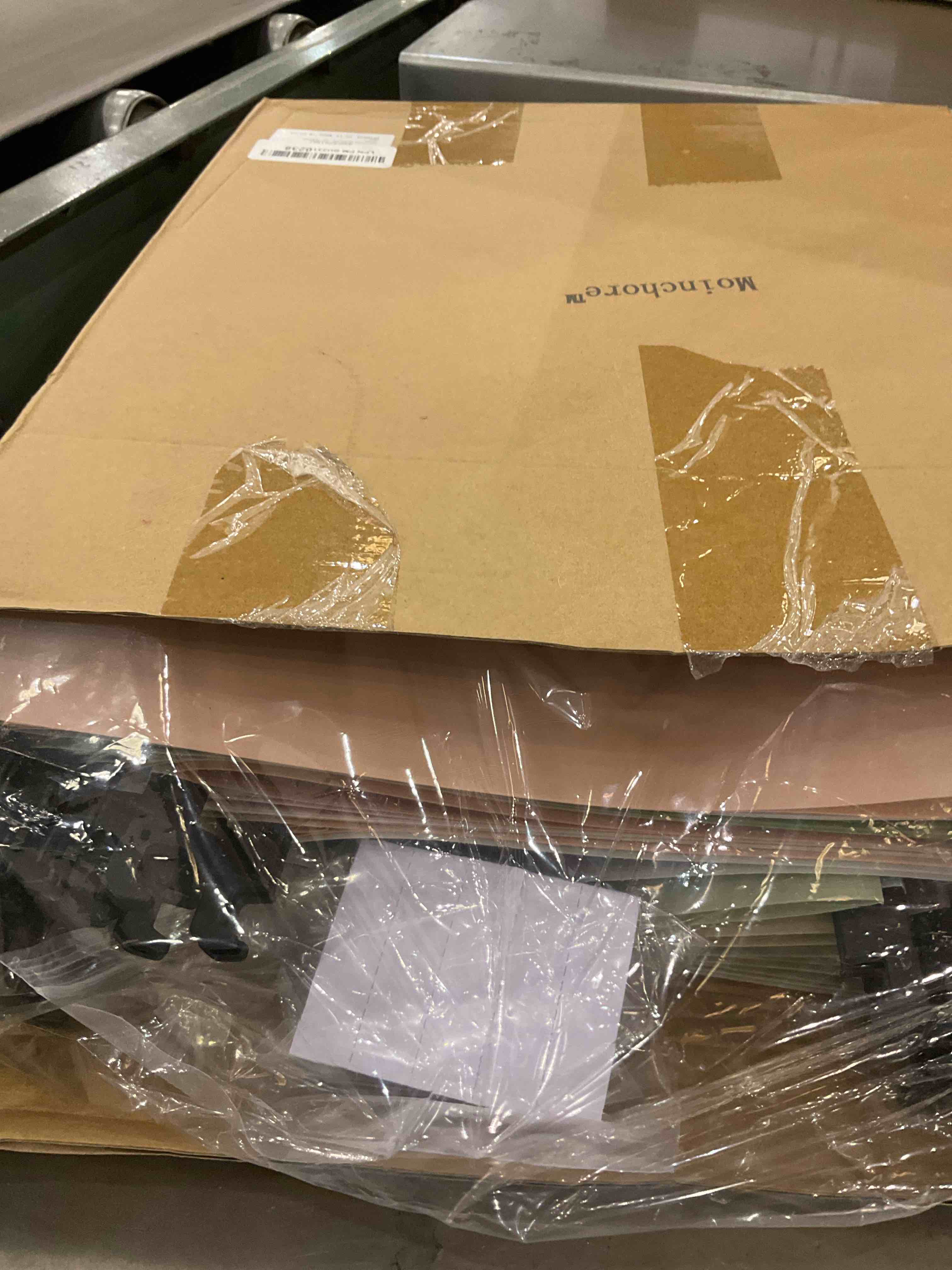 https://s3.amazonaws.com/lotting-images-prod/BargainHunt/EXS01511673_1717072506319.jpeg