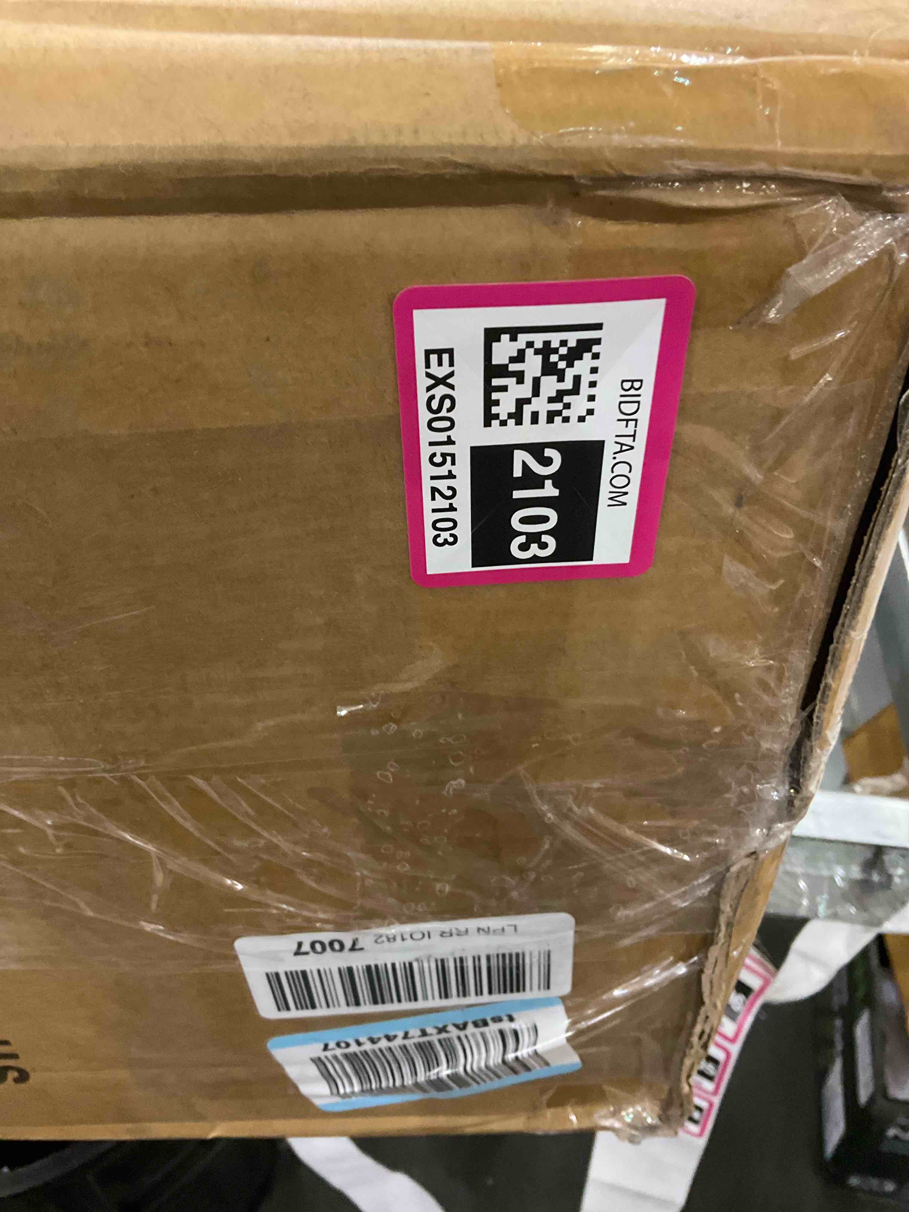 https://s3.amazonaws.com/lotting-images-prod/BargainHunt/EXS01512103_1718203460826.jpeg