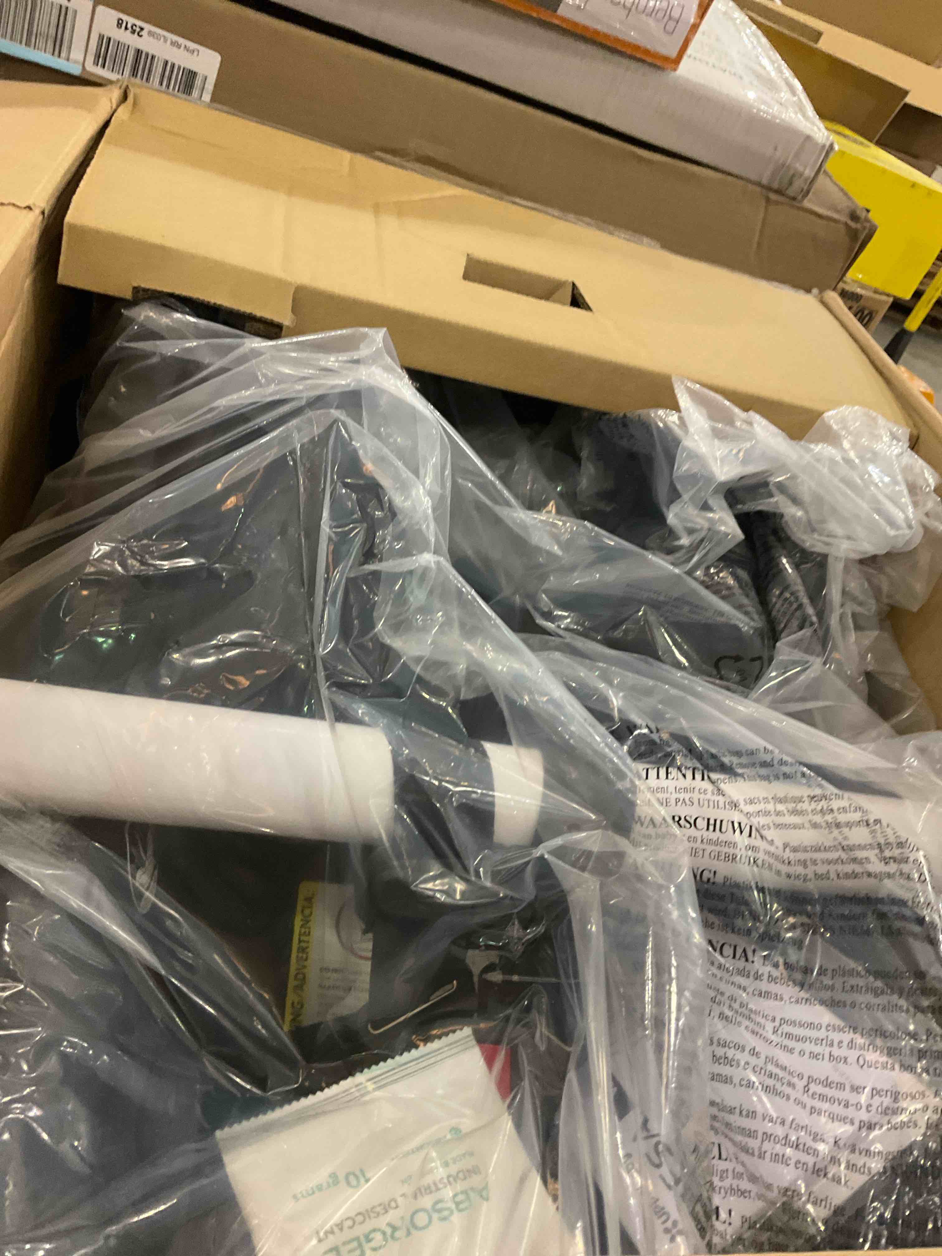 https://s3.amazonaws.com/lotting-images-prod/BargainHunt/EXS01512112_1718204381962.jpeg