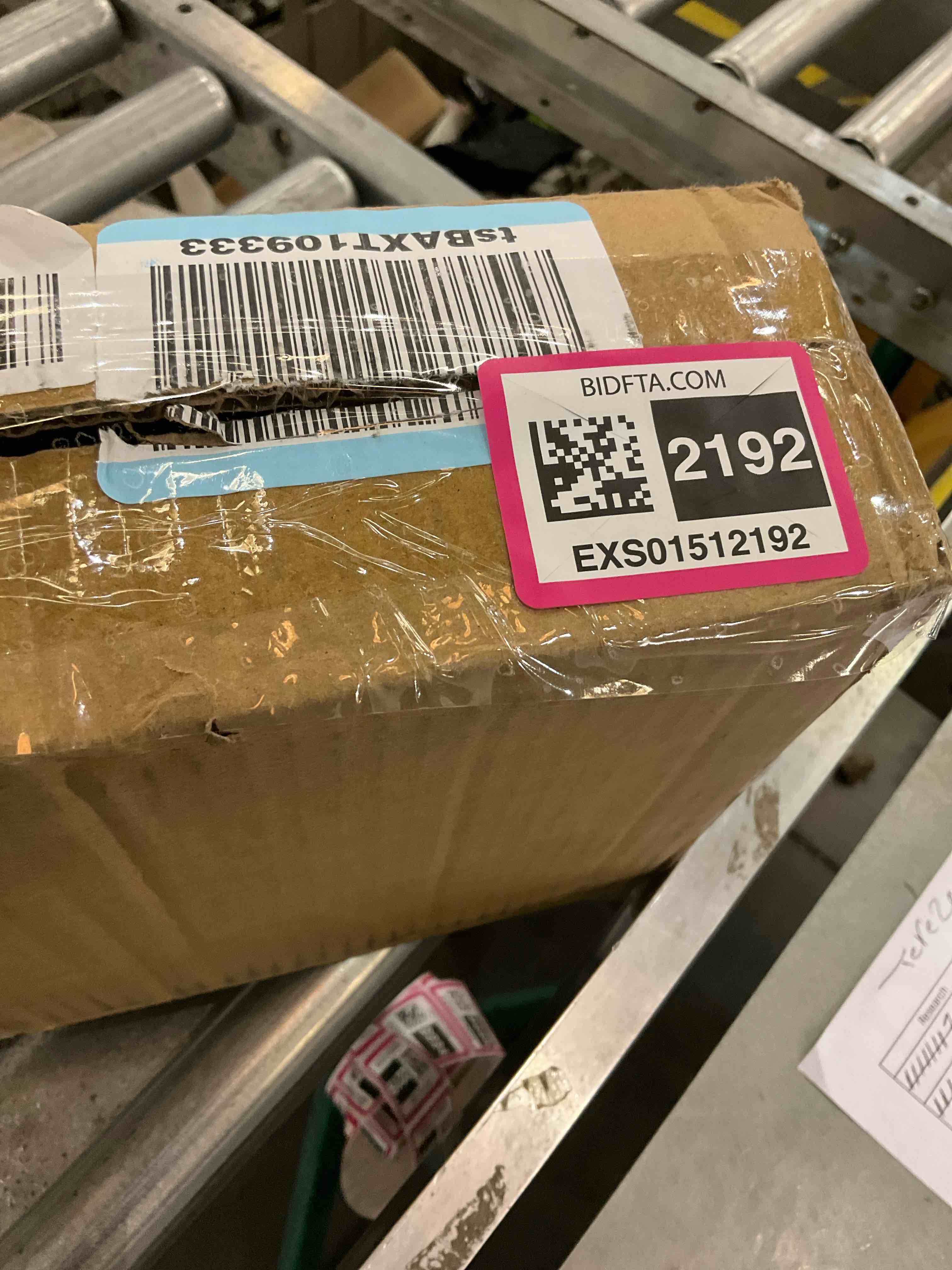 https://s3.amazonaws.com/lotting-images-prod/BargainHunt/EXS01512192_1718218602429.jpeg