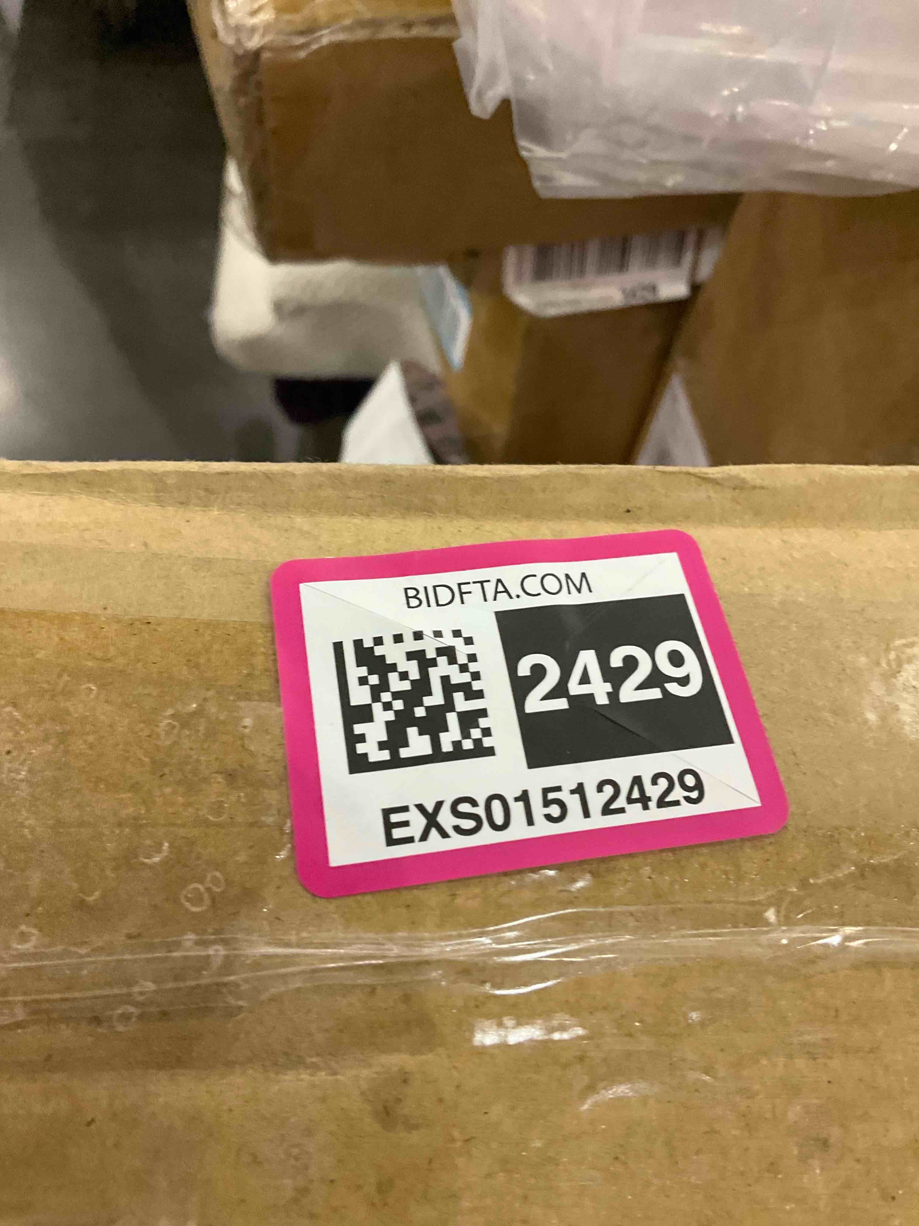 https://s3.amazonaws.com/lotting-images-prod/BargainHunt/EXS01512429_1718365123601.jpeg