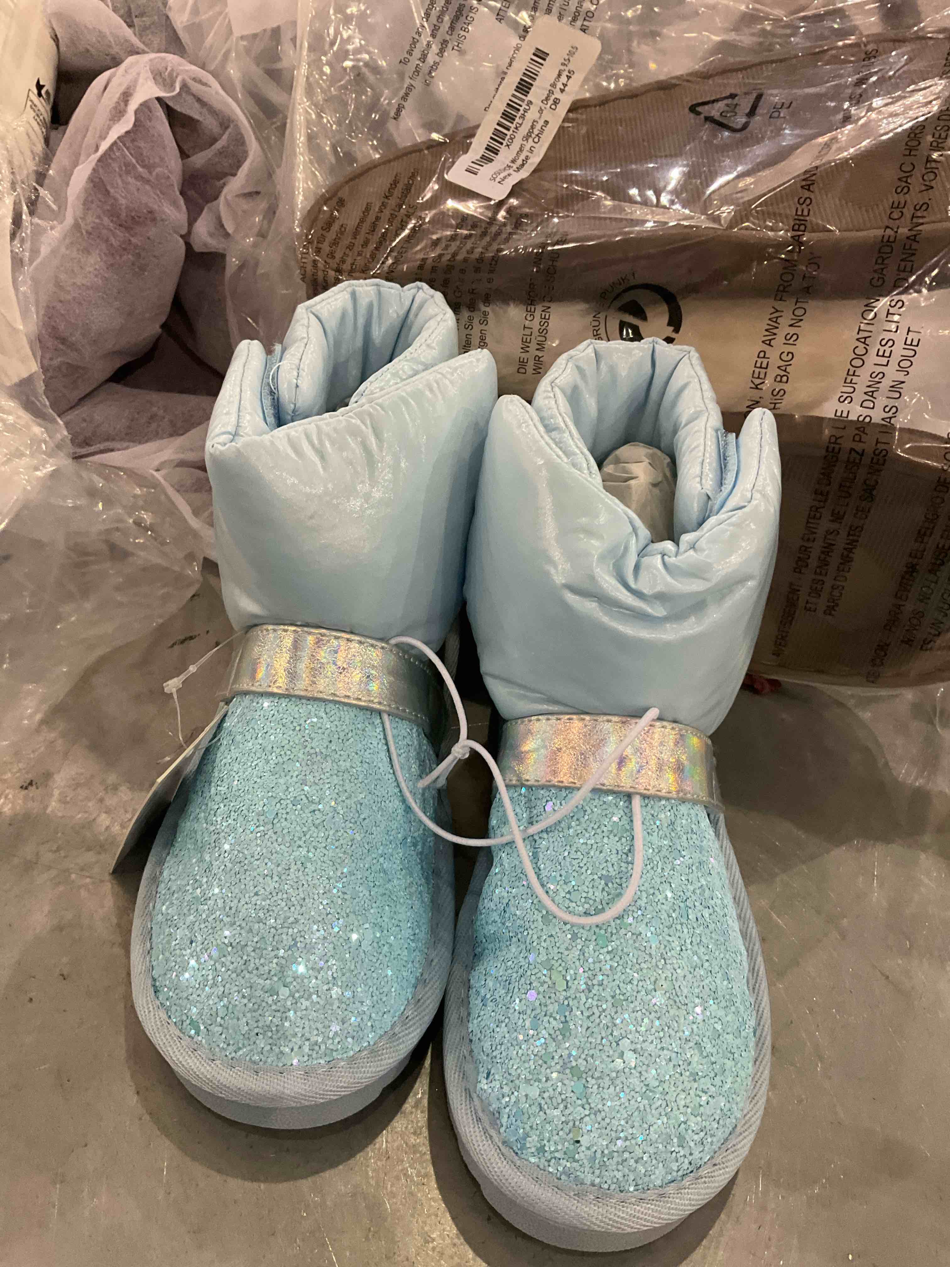  K KomForme Kids Winter Boots size 13 kids 