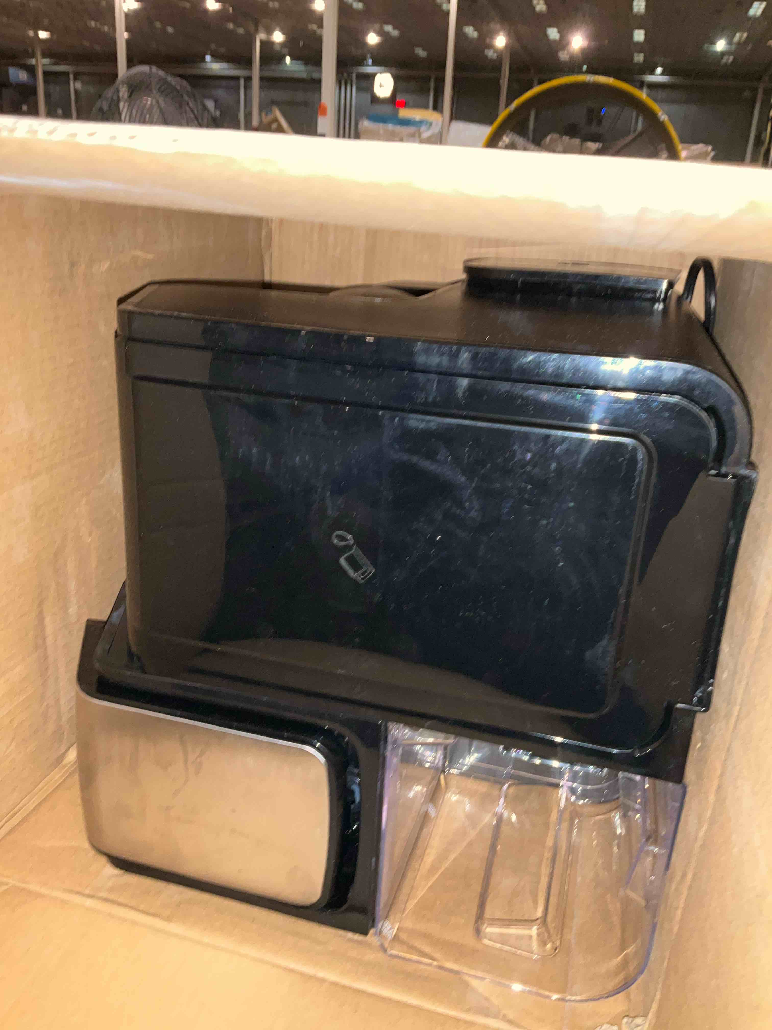 https://s3.amazonaws.com/lotting-images-prod/BargainHunt/EXS01512781_1723203039510.jpeg