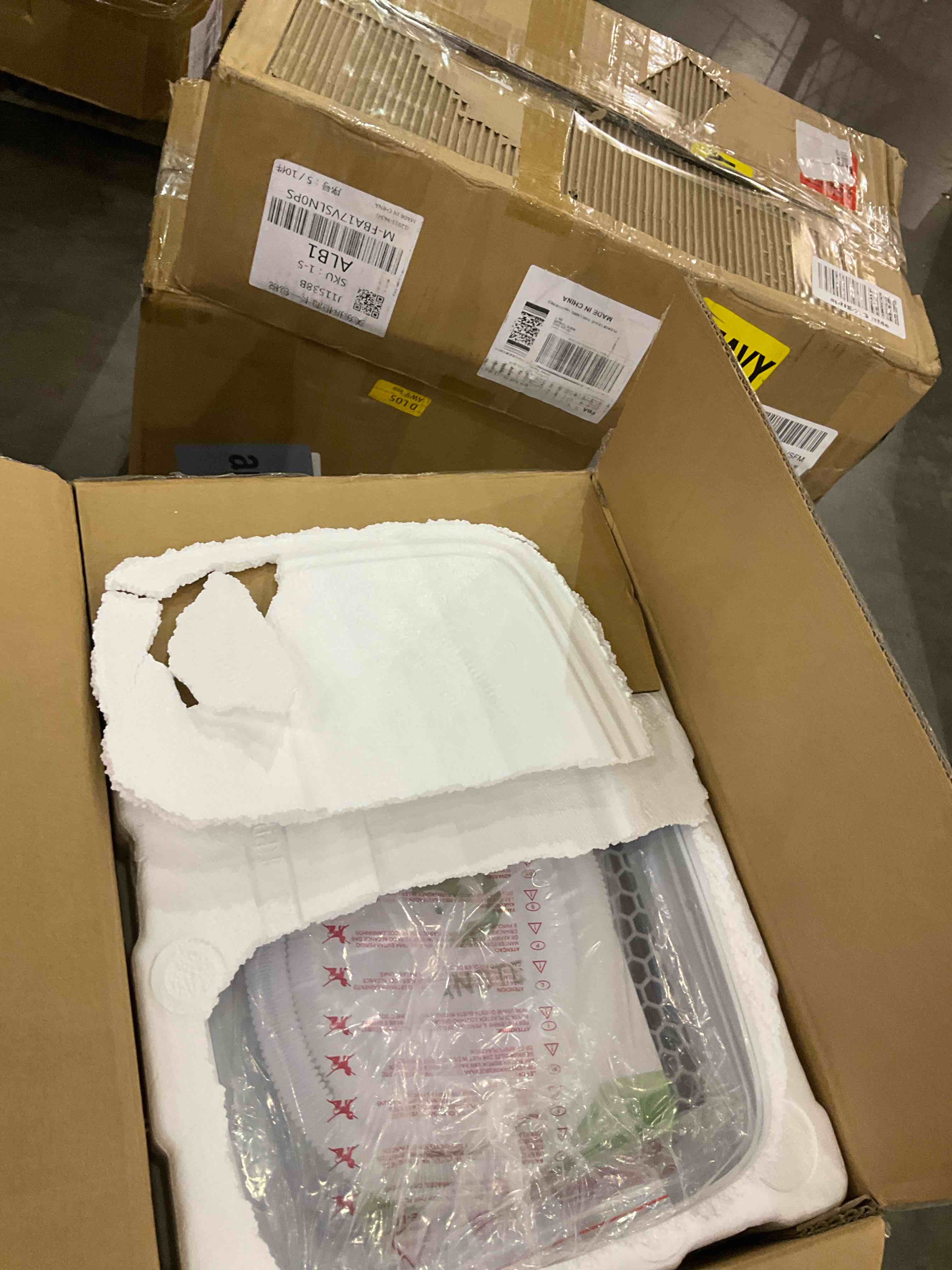 https://s3.amazonaws.com/lotting-images-prod/BargainHunt/EXS01512787_1723203539774.jpeg