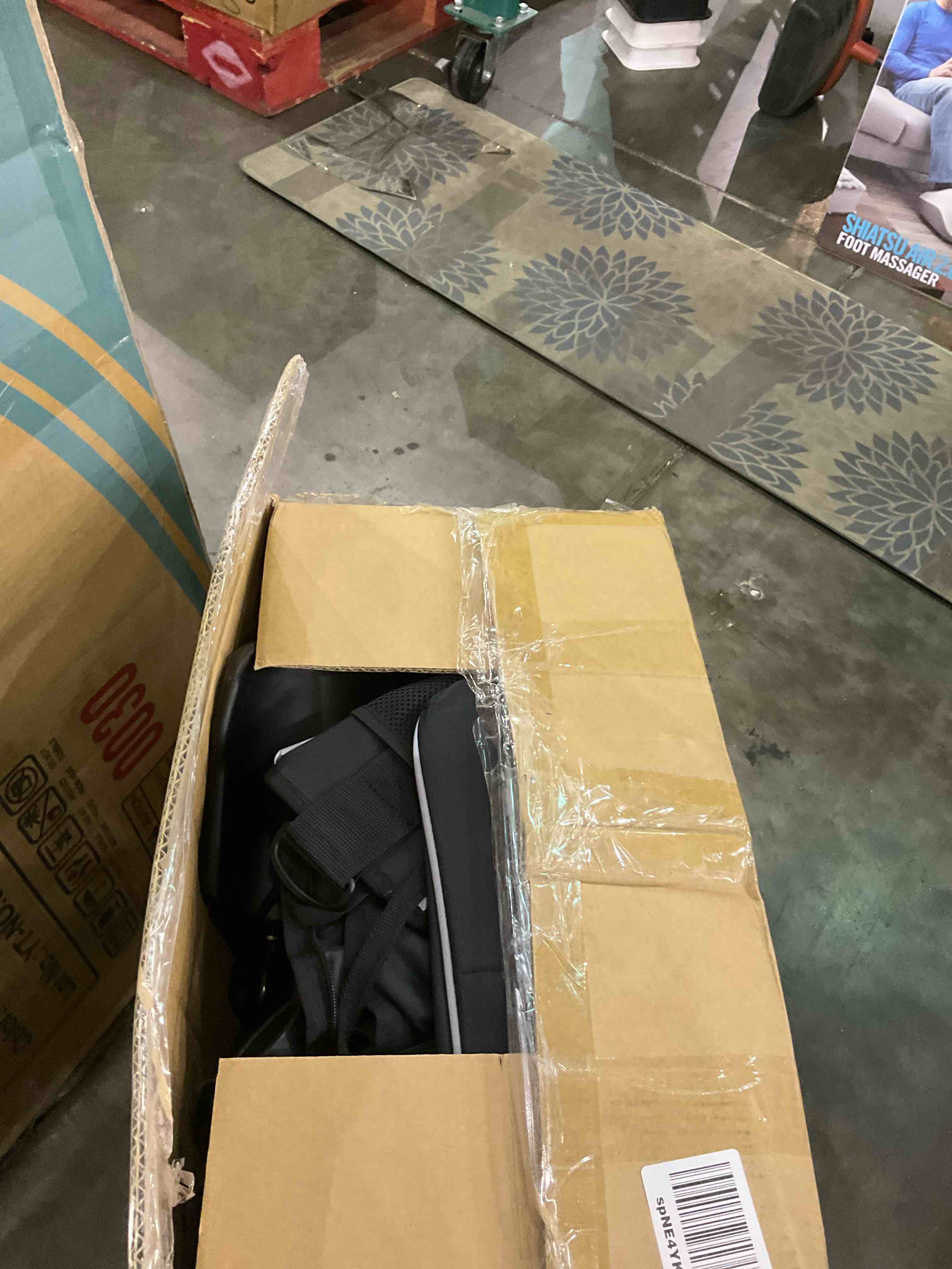 https://s3.amazonaws.com/lotting-images-prod/BargainHunt/EXS01512808_1723205323671.jpeg