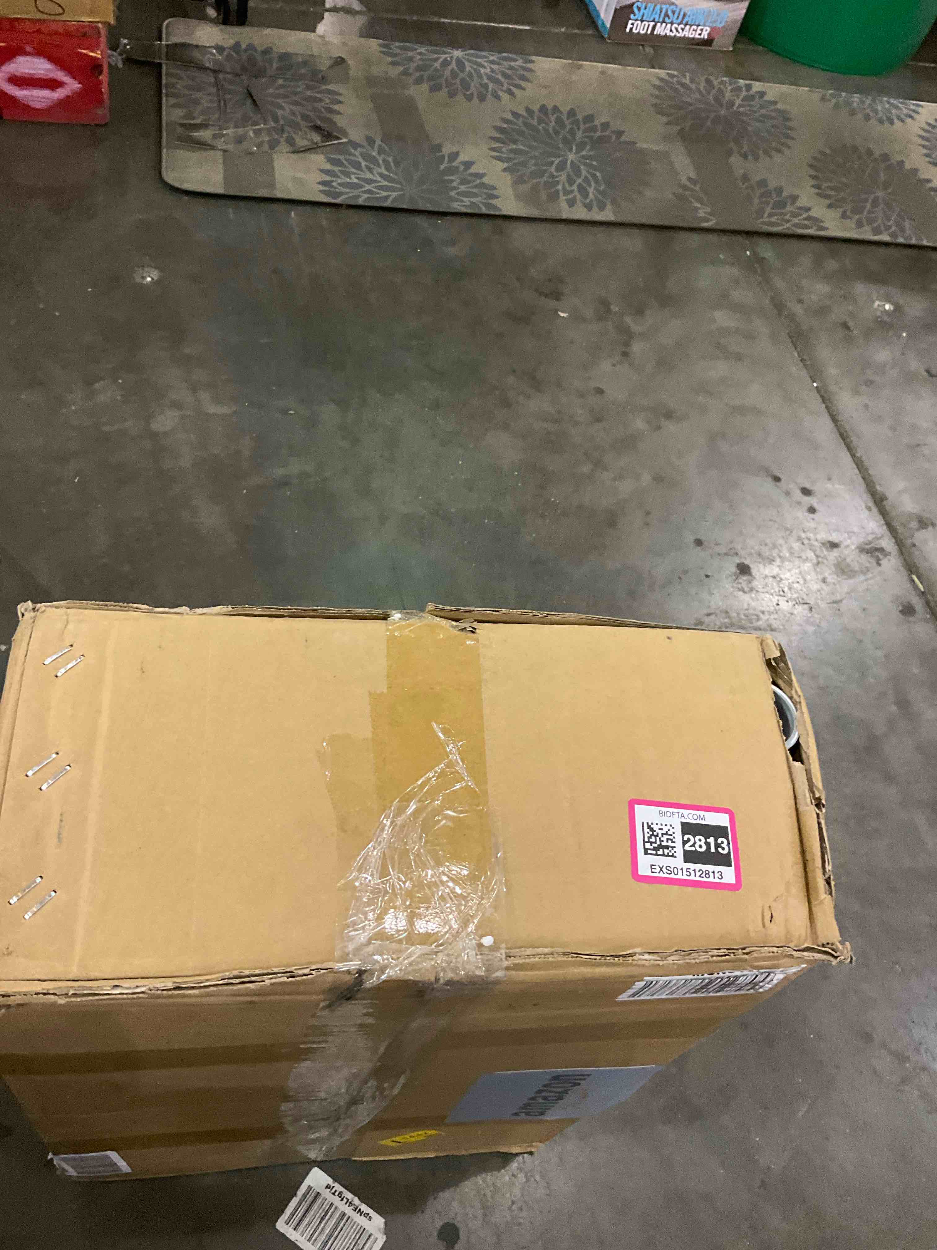 https://s3.amazonaws.com/lotting-images-prod/BargainHunt/EXS01512813_1723205776877.jpeg