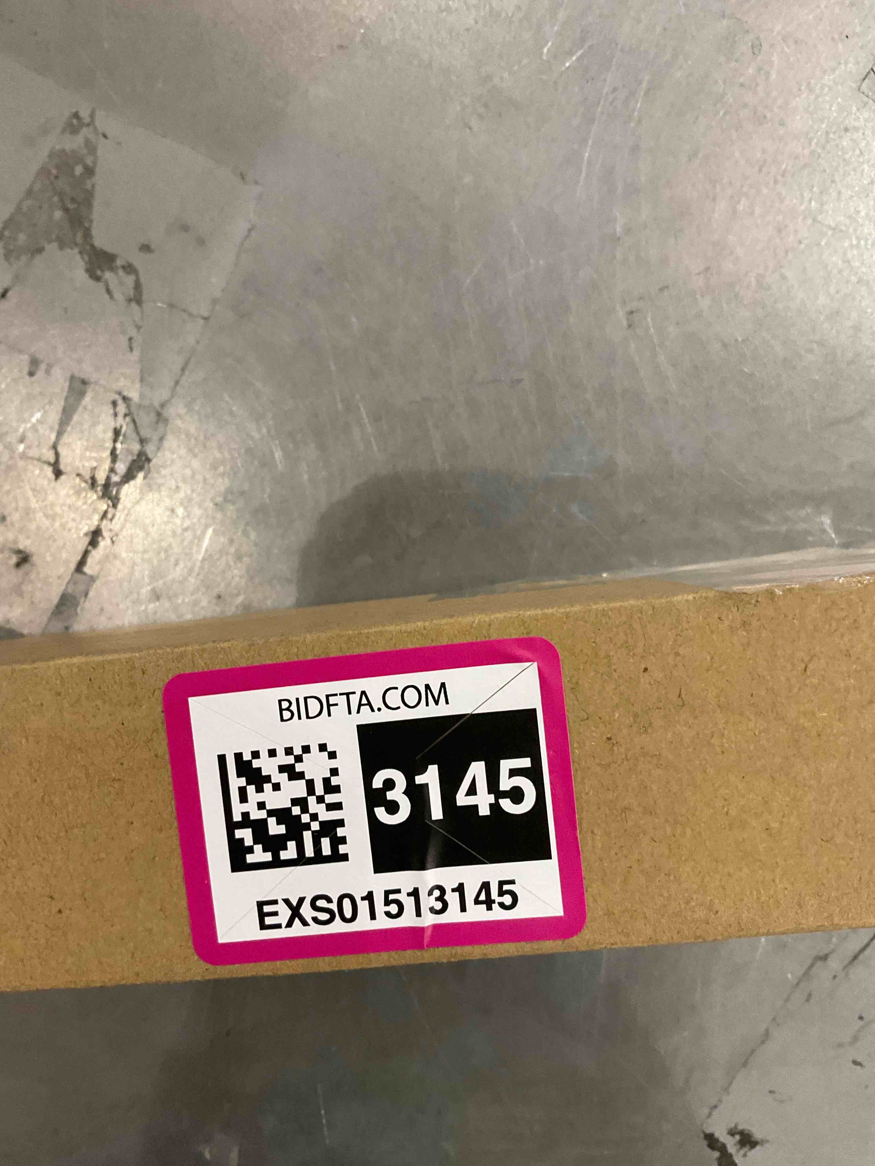 https://s3.amazonaws.com/lotting-images-prod/BargainHunt/EXS01513145_1717601033029.jpeg
