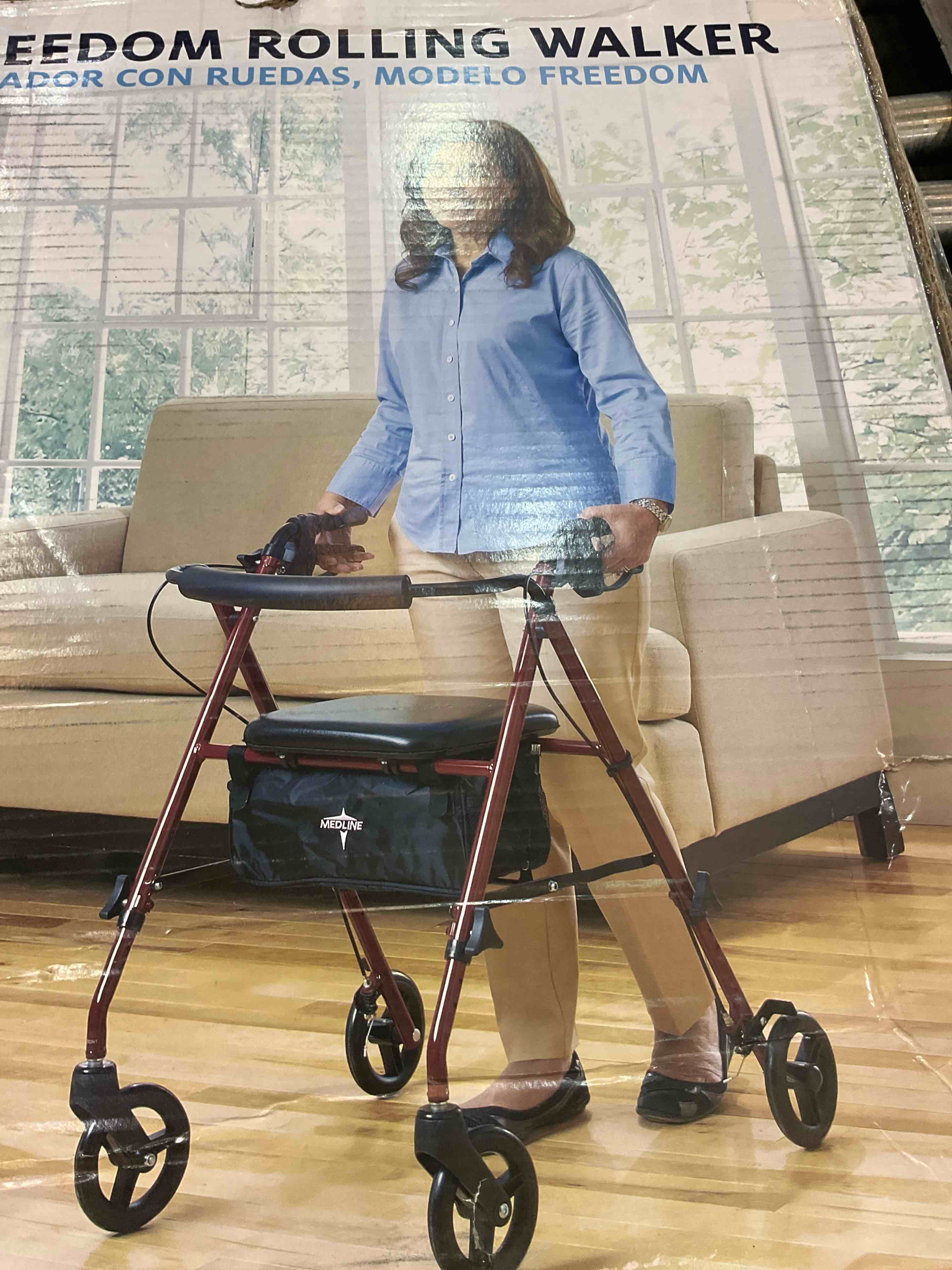 https://s3.amazonaws.com/lotting-images-prod/BargainHunt/EXS01513197_1717613914022.jpeg