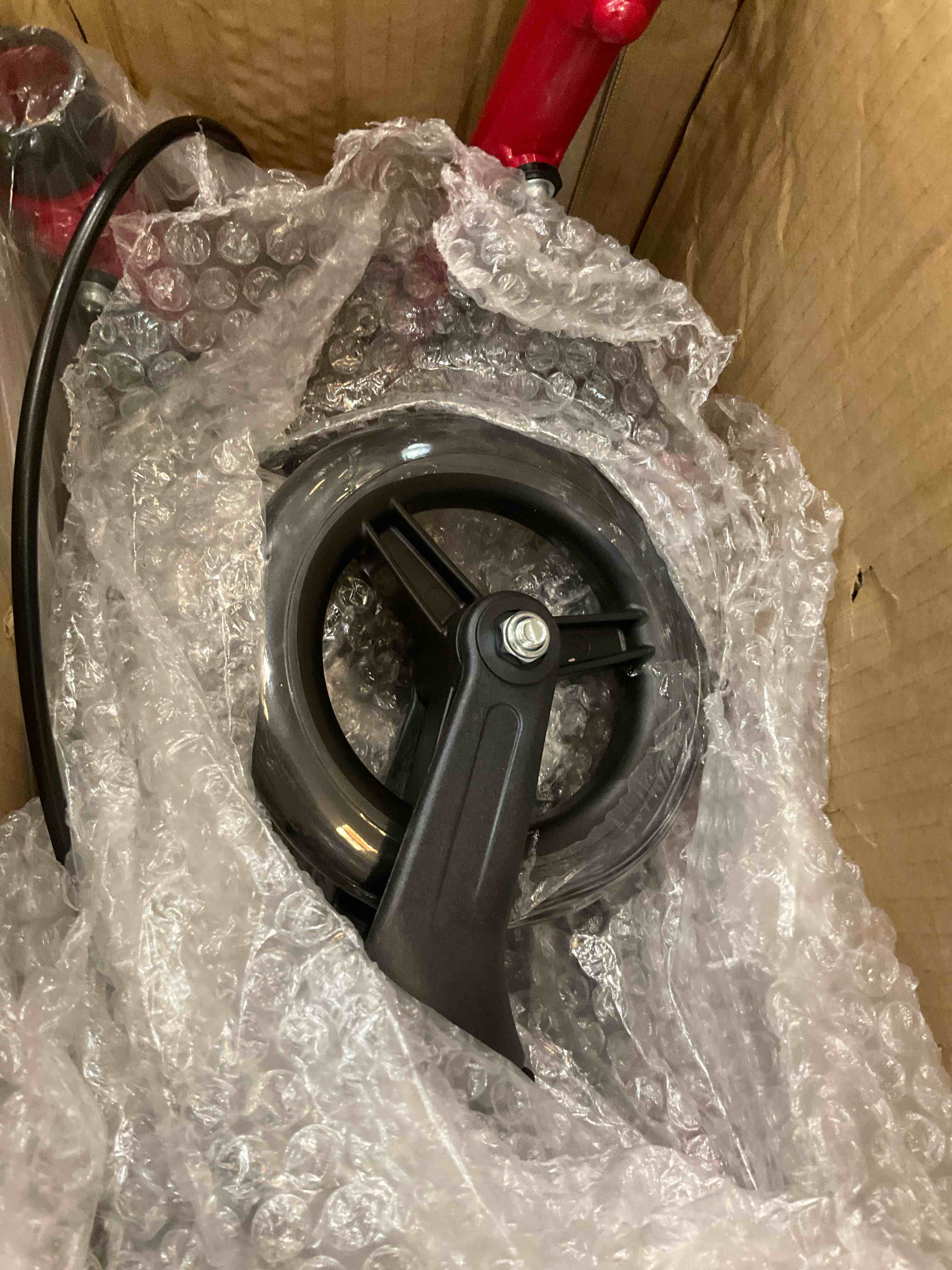 https://s3.amazonaws.com/lotting-images-prod/BargainHunt/EXS01513197_1717614019294.jpeg