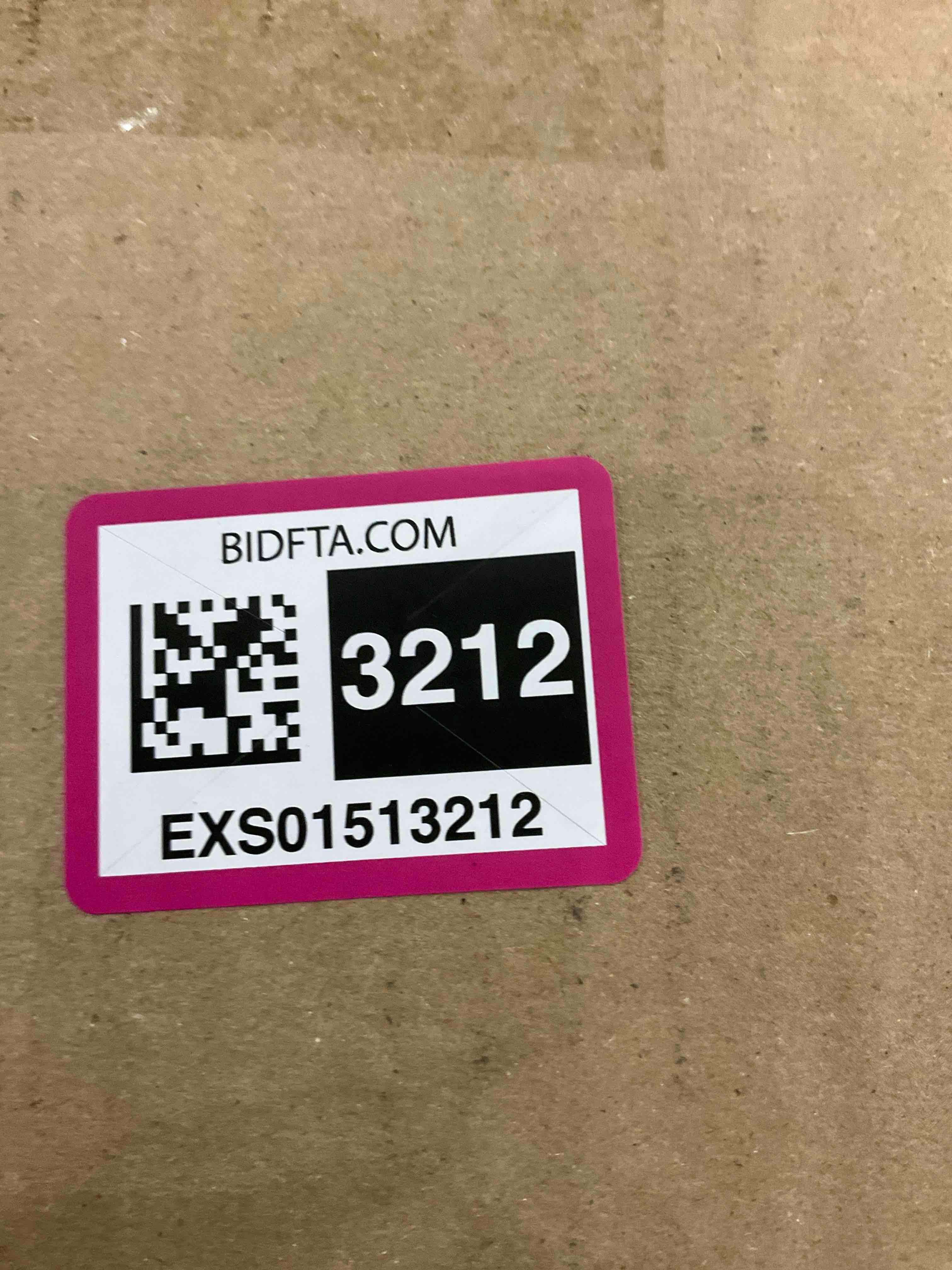 https://s3.amazonaws.com/lotting-images-prod/BargainHunt/EXS01513212_1717673807237.jpeg