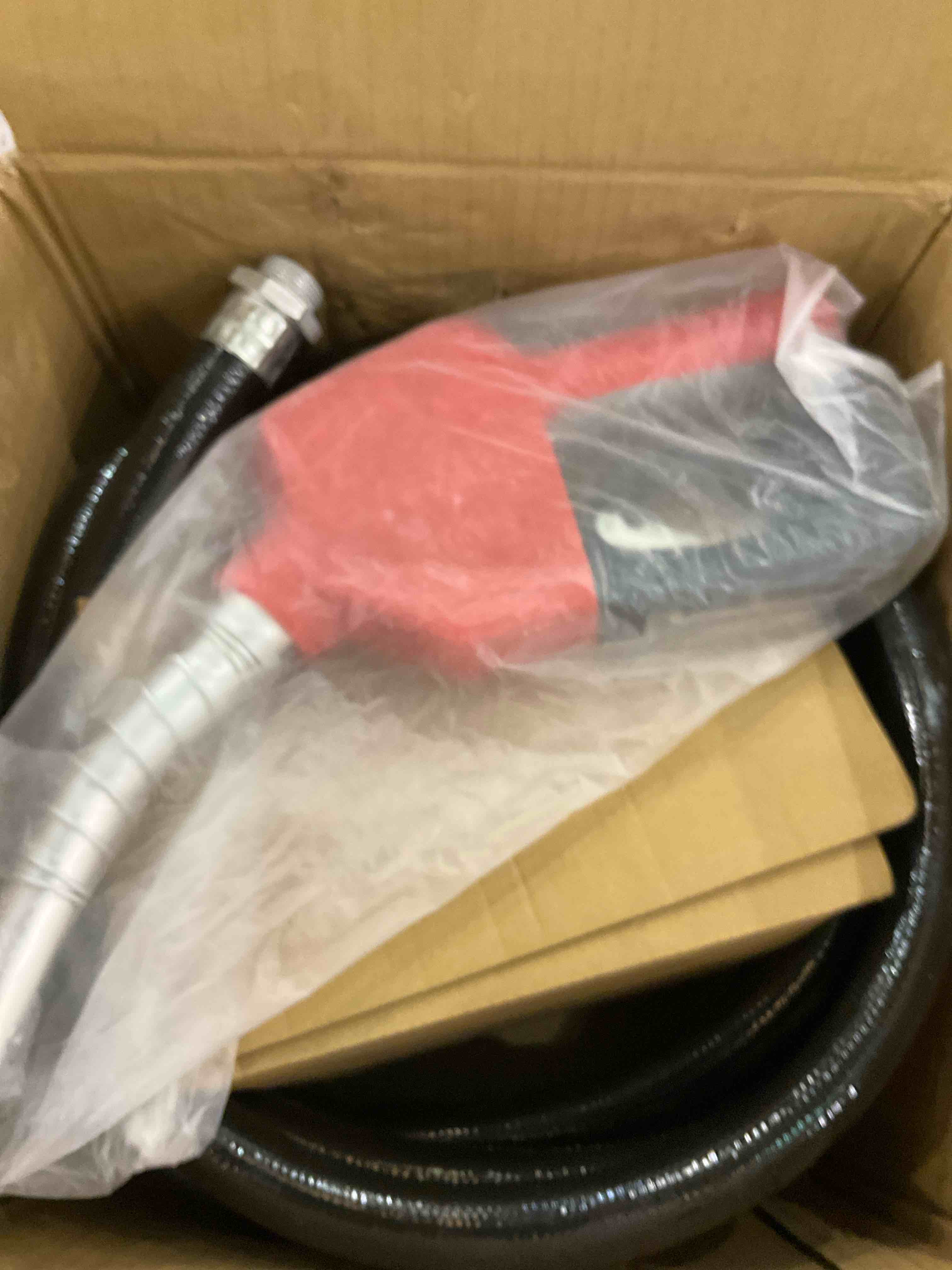 https://s3.amazonaws.com/lotting-images-prod/BargainHunt/EXS01513265_1717682989154.jpeg