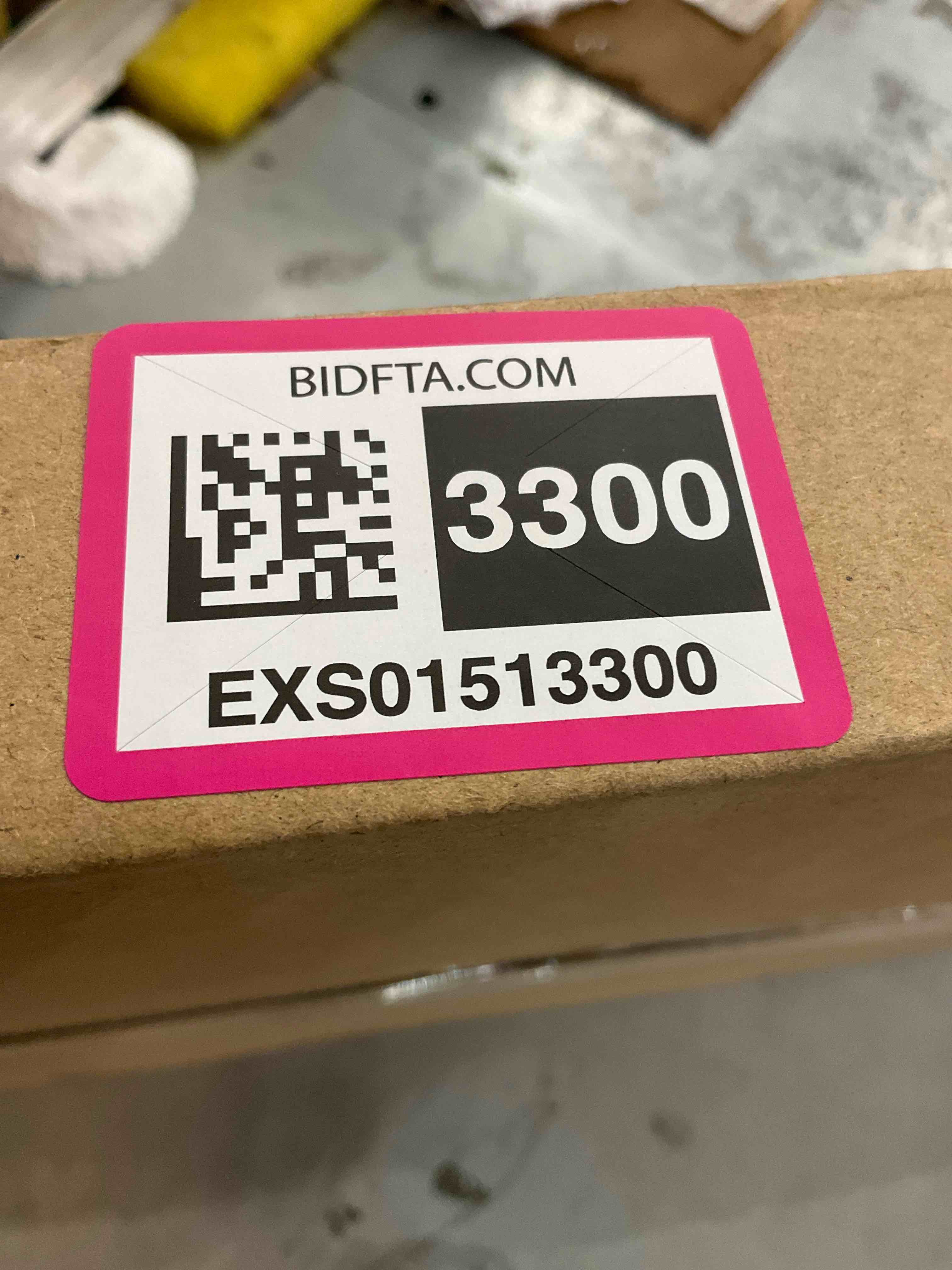 https://s3.amazonaws.com/lotting-images-prod/BargainHunt/EXS01513300_1717688451661.jpeg