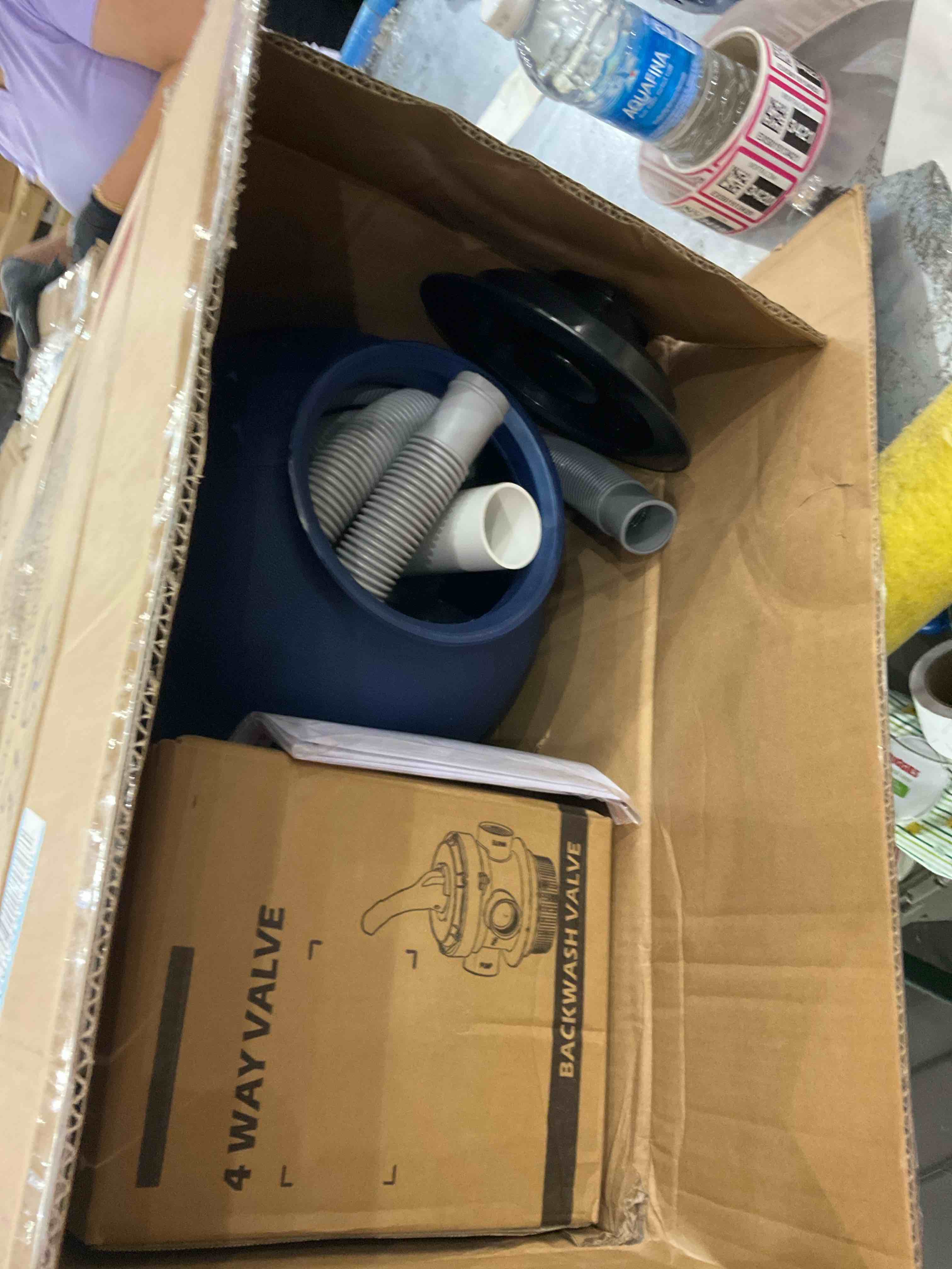 https://s3.amazonaws.com/lotting-images-prod/BargainHunt/EXS01513412_1720027393203.jpeg
