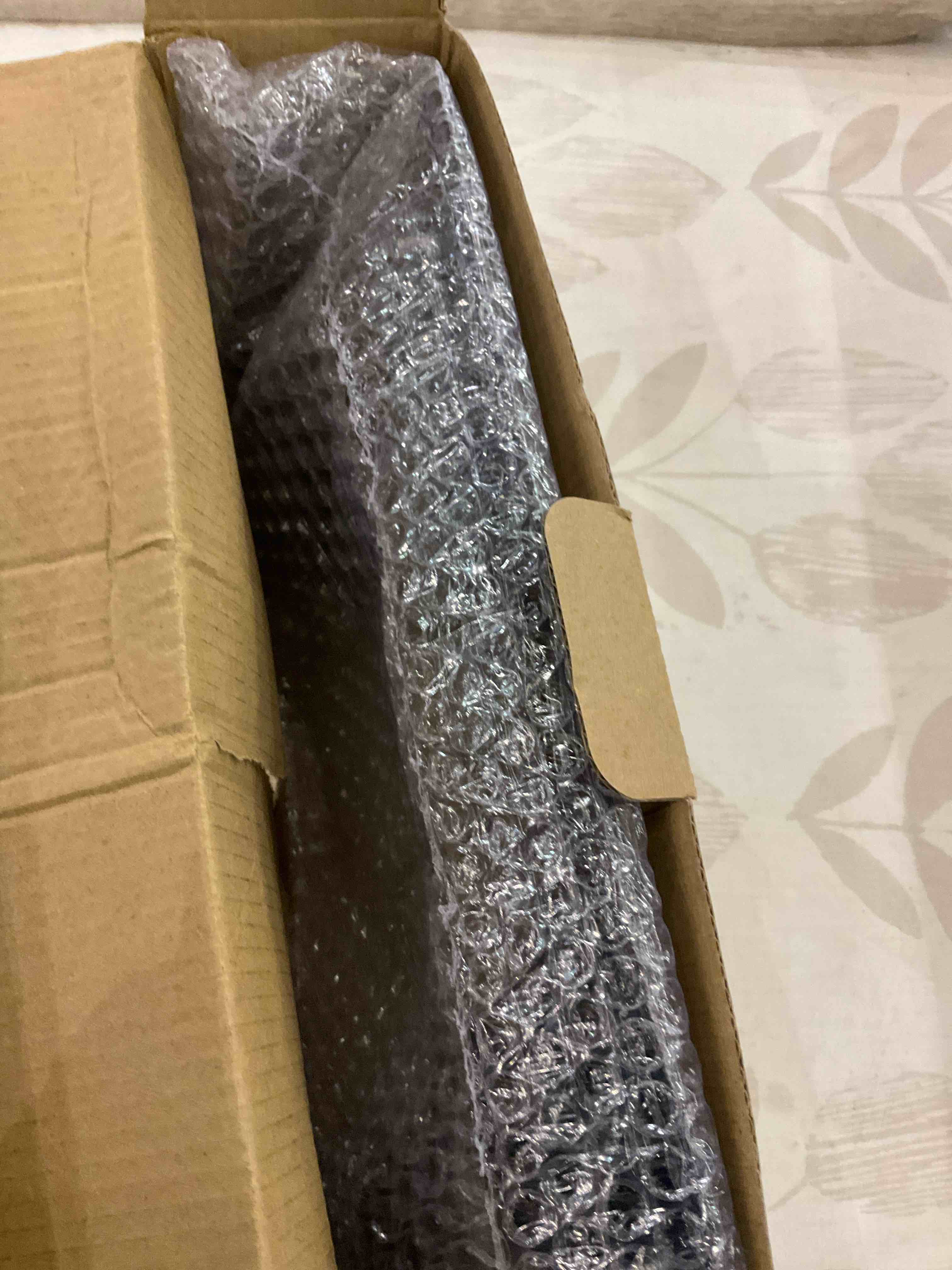 https://s3.amazonaws.com/lotting-images-prod/BargainHunt/EXS01514603_1718107544477.jpeg
