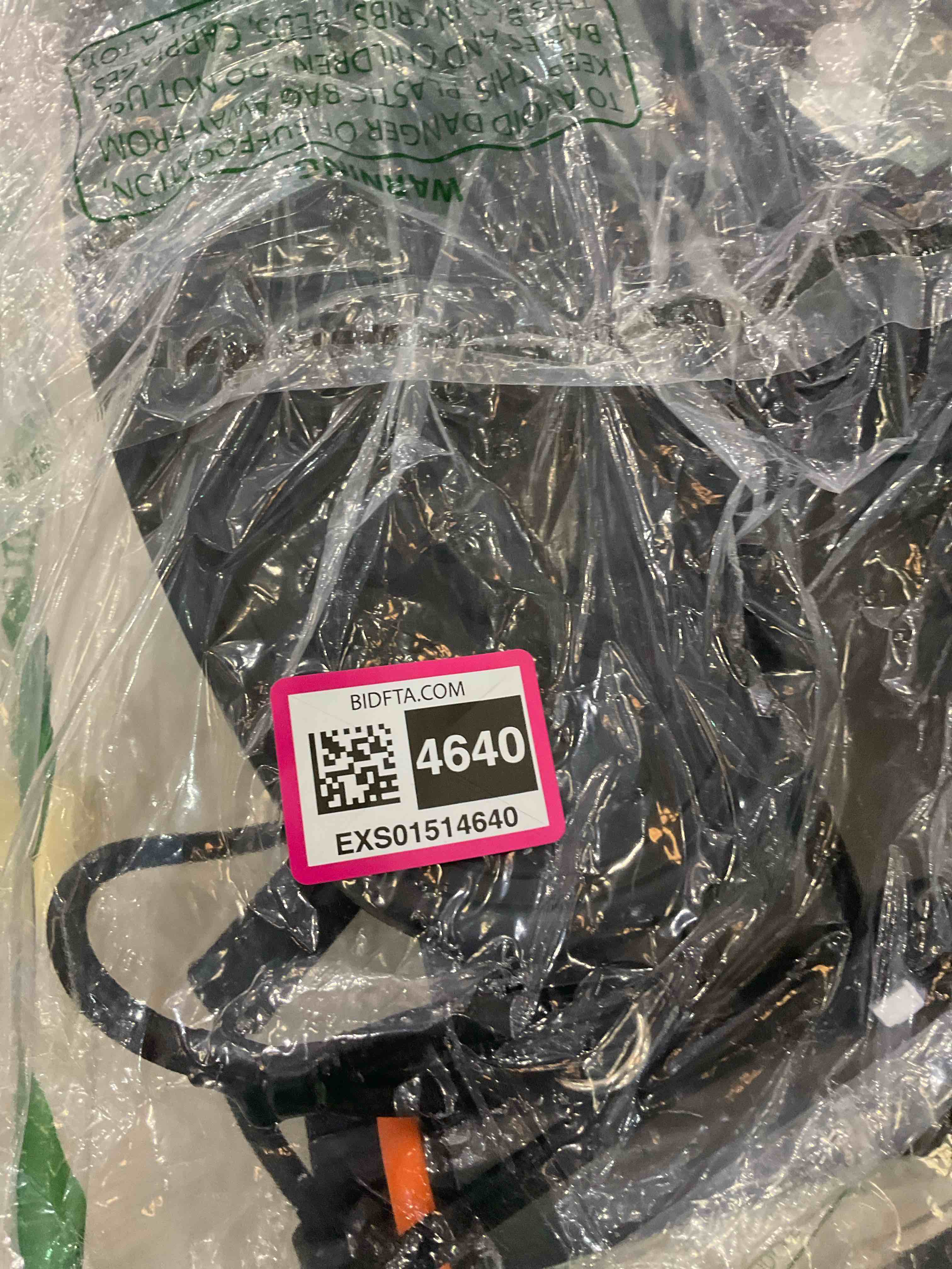 https://s3.amazonaws.com/lotting-images-prod/BargainHunt/EXS01514640_1718112772908.jpeg