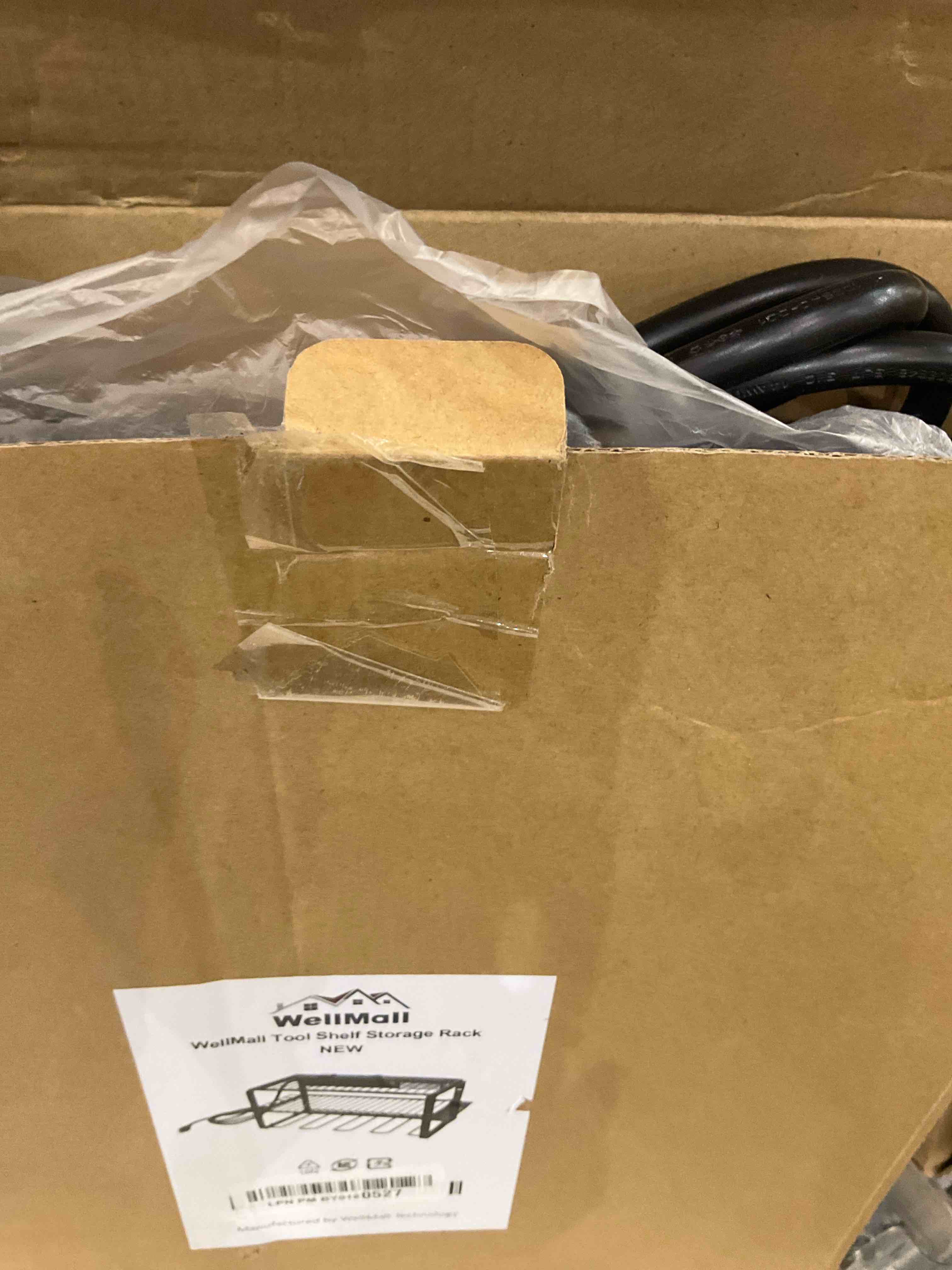https://s3.amazonaws.com/lotting-images-prod/BargainHunt/EXS01514691_1718118050881.jpeg
