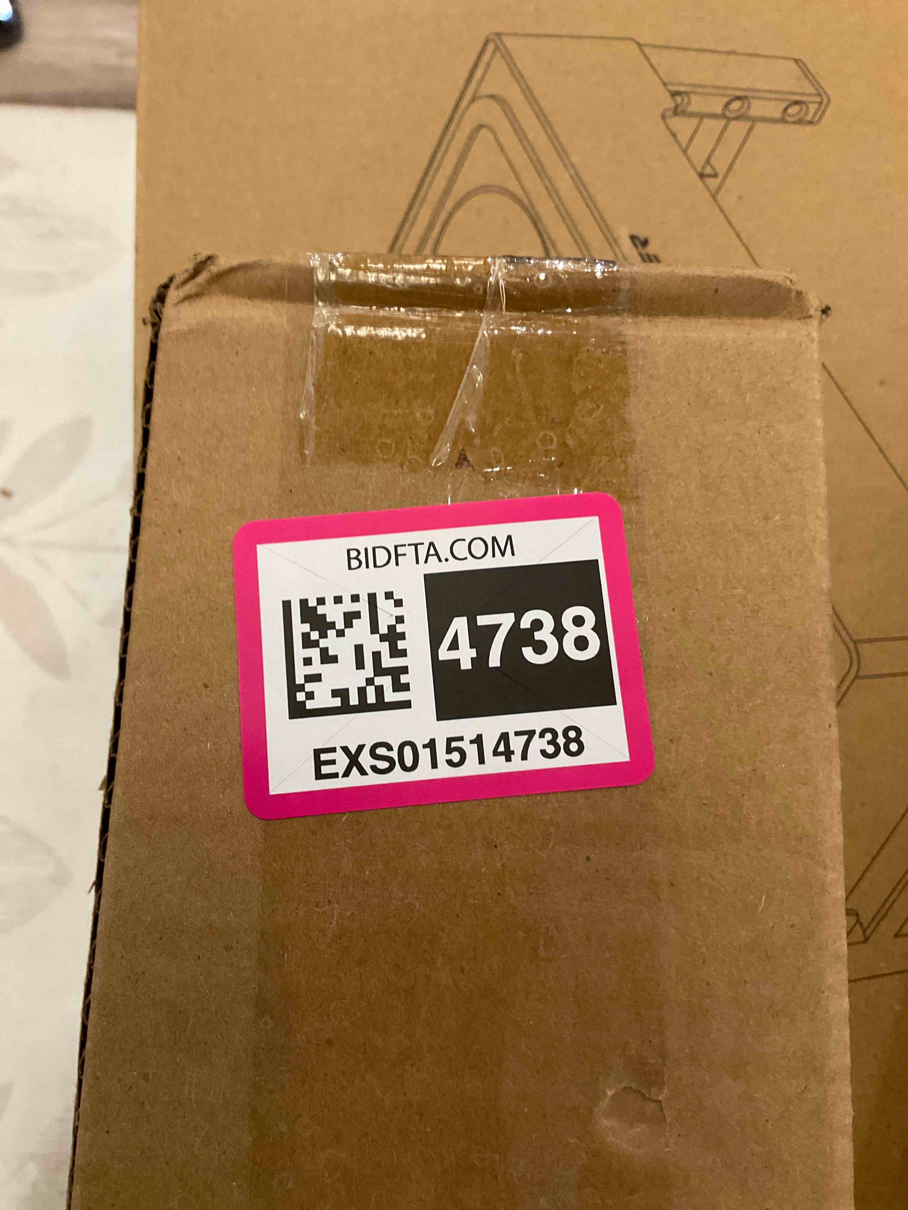 https://s3.amazonaws.com/lotting-images-prod/BargainHunt/EXS01514738_1718124641038.jpeg